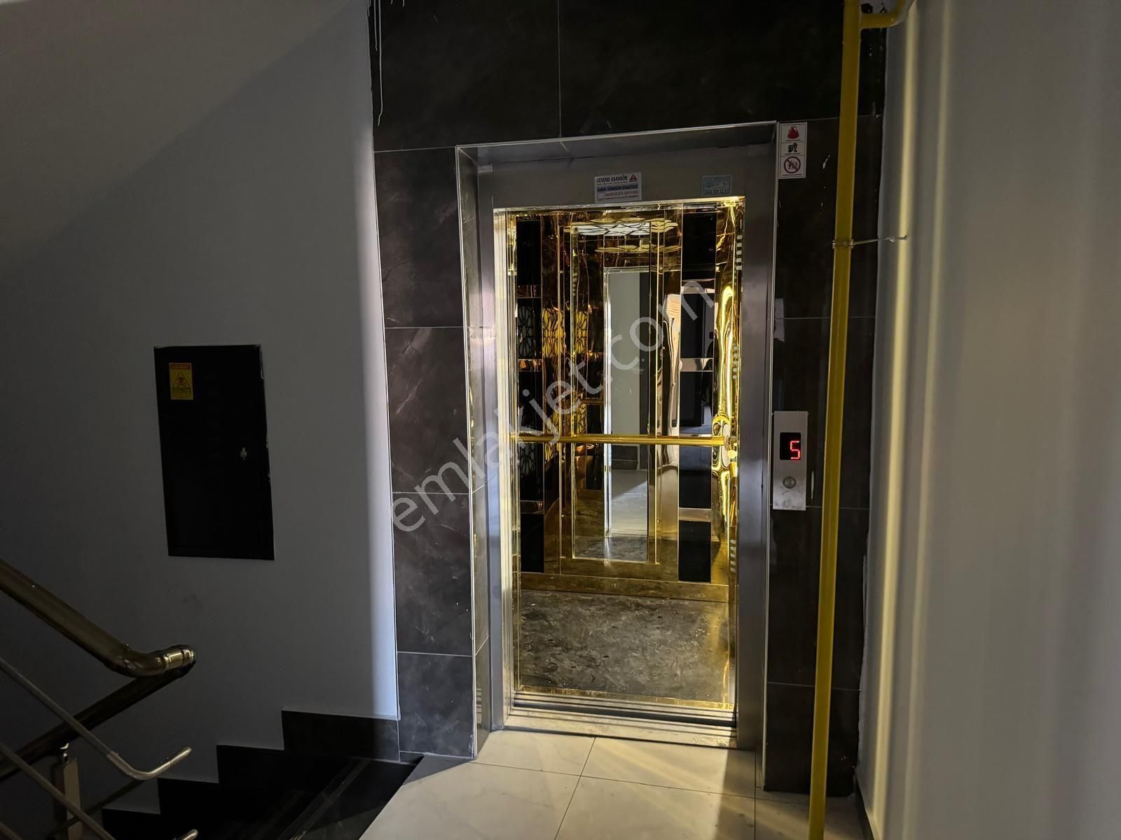 Yavuz Emlak Tan Satılık Daire Arakat Karaköprü Narlikuyu Mah 2