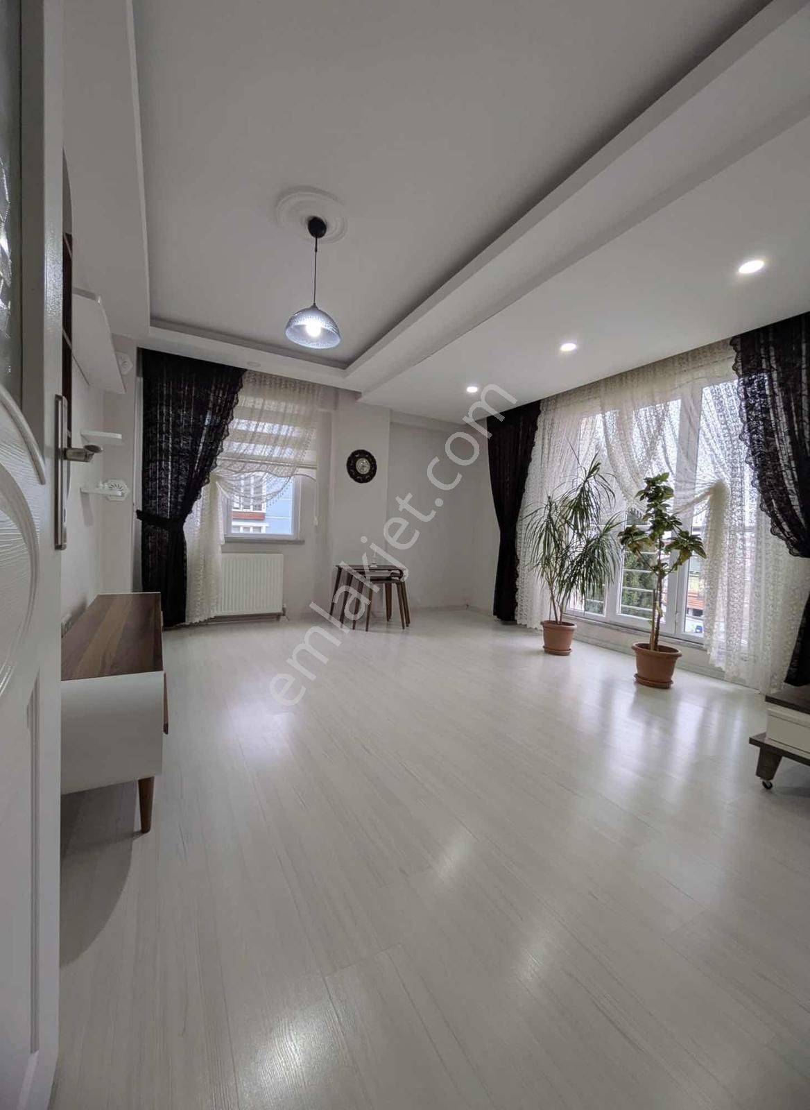 Çorlu Ergene Ulaşta Satılık Geniş 2+1 Daire - Görsel 17