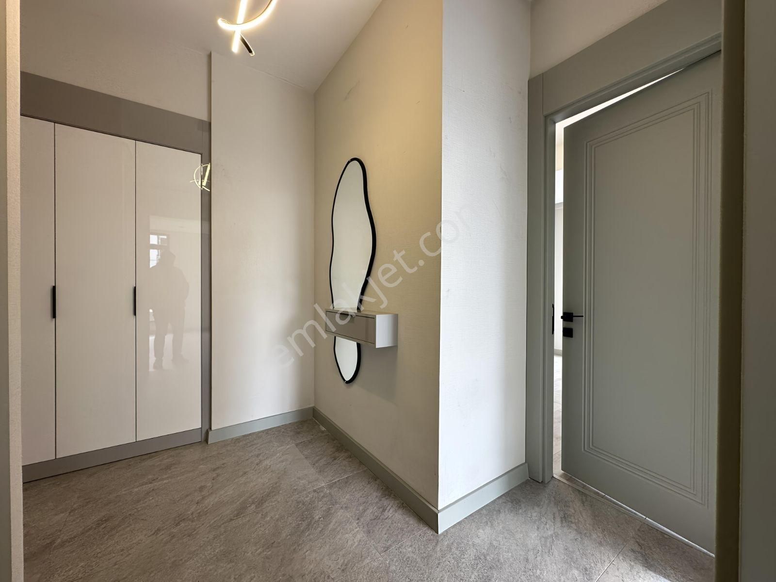 Merkezi Konumda | Cadde Üzeri | Modern Ve Lüks Mimari | 2+1 | - Görsel 15
