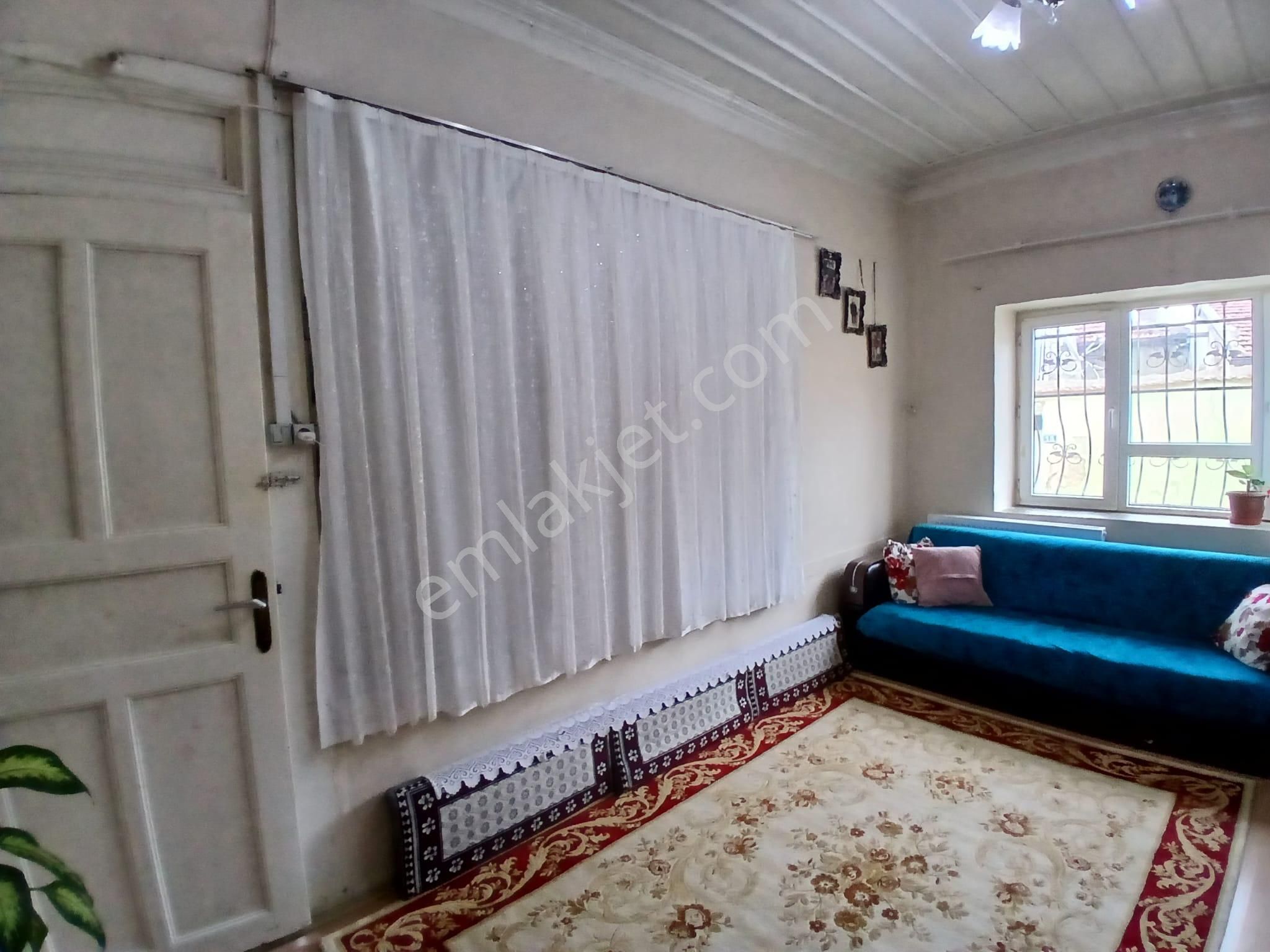 Akçay Emlak'tan Akşehir Nasreddin Ekmek Fırını Karşında Doğalgazlı Satılık Müstakil Ev - Görsel 6