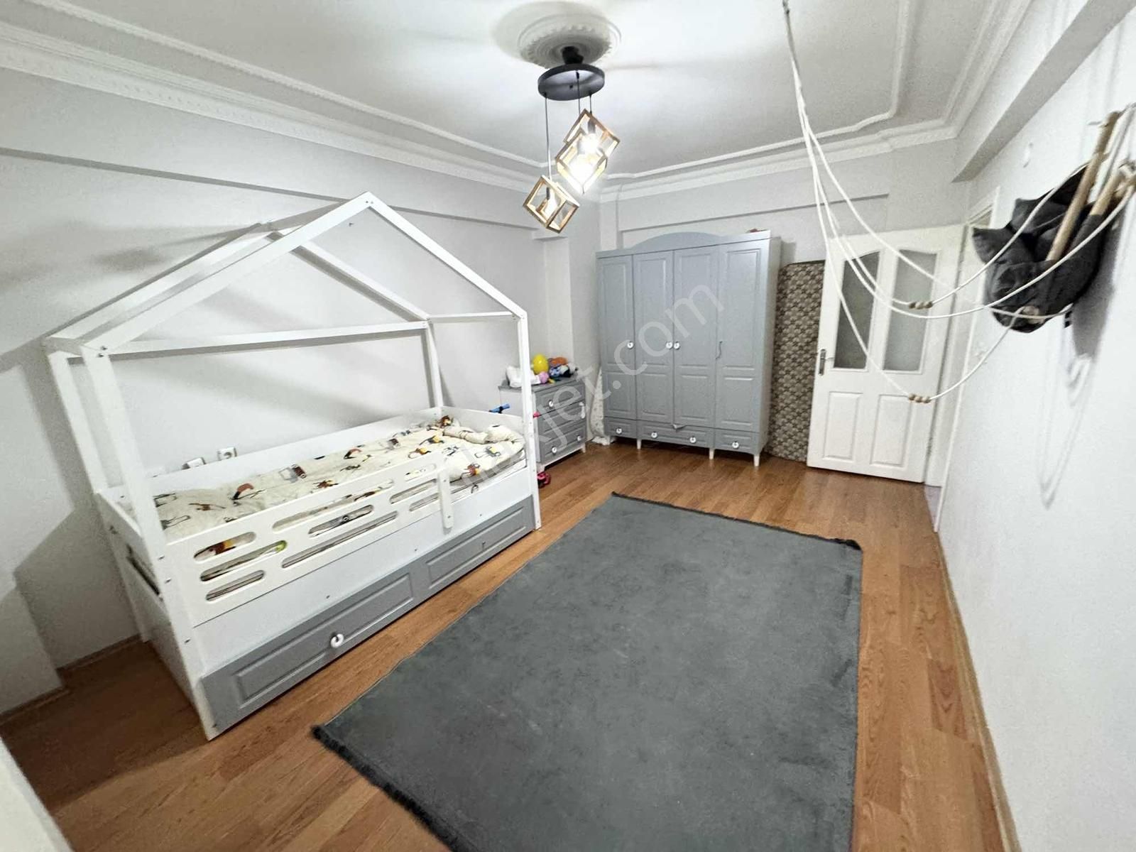 Yoldaş İnş Satılık 3+1 120 2. Kat Merkez Camiine Yakın Daire - Görsel 11