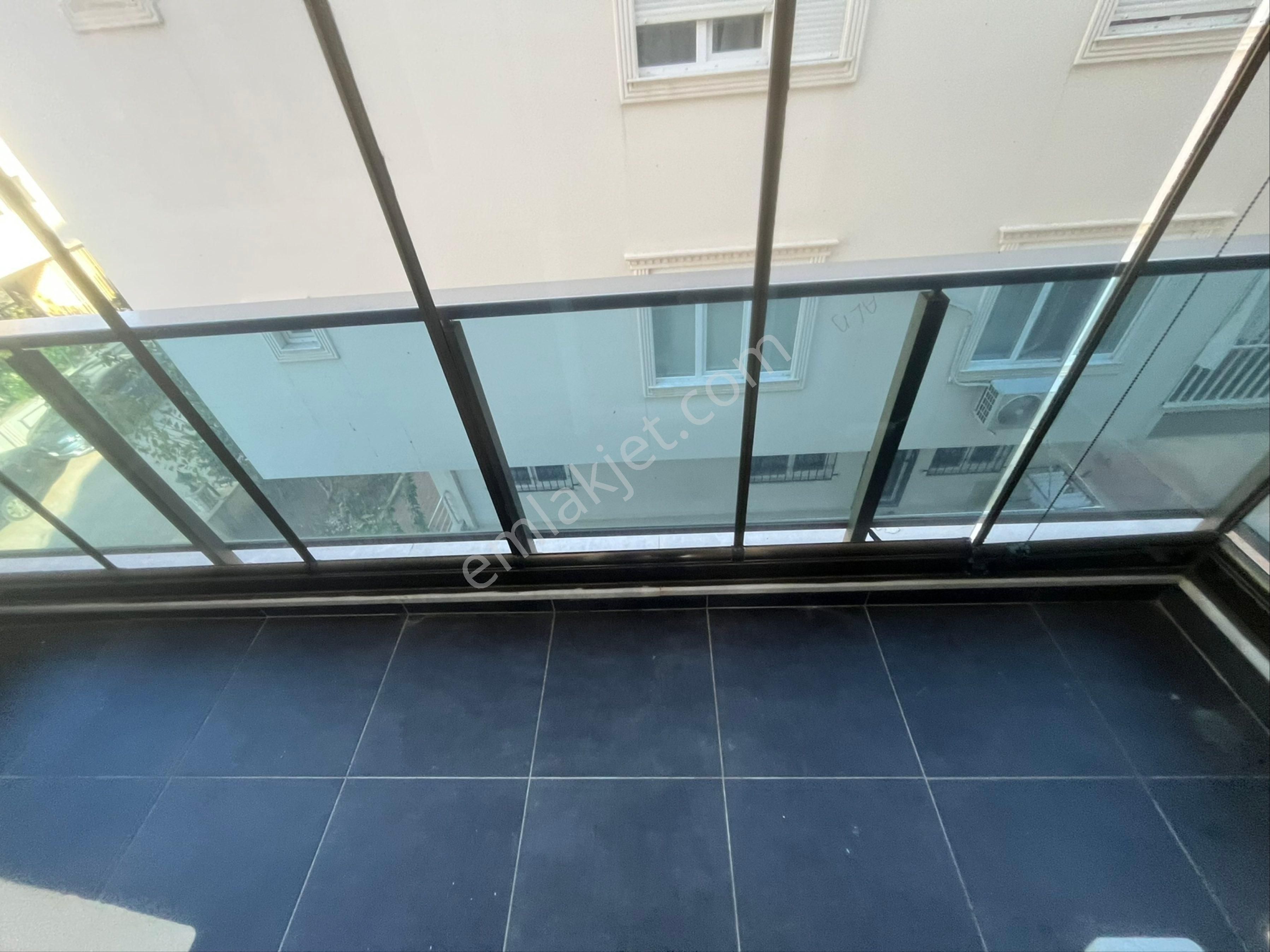 Artı Dan Kızıltoptakta Ara Kat 2+1 Daire - Görsel 11