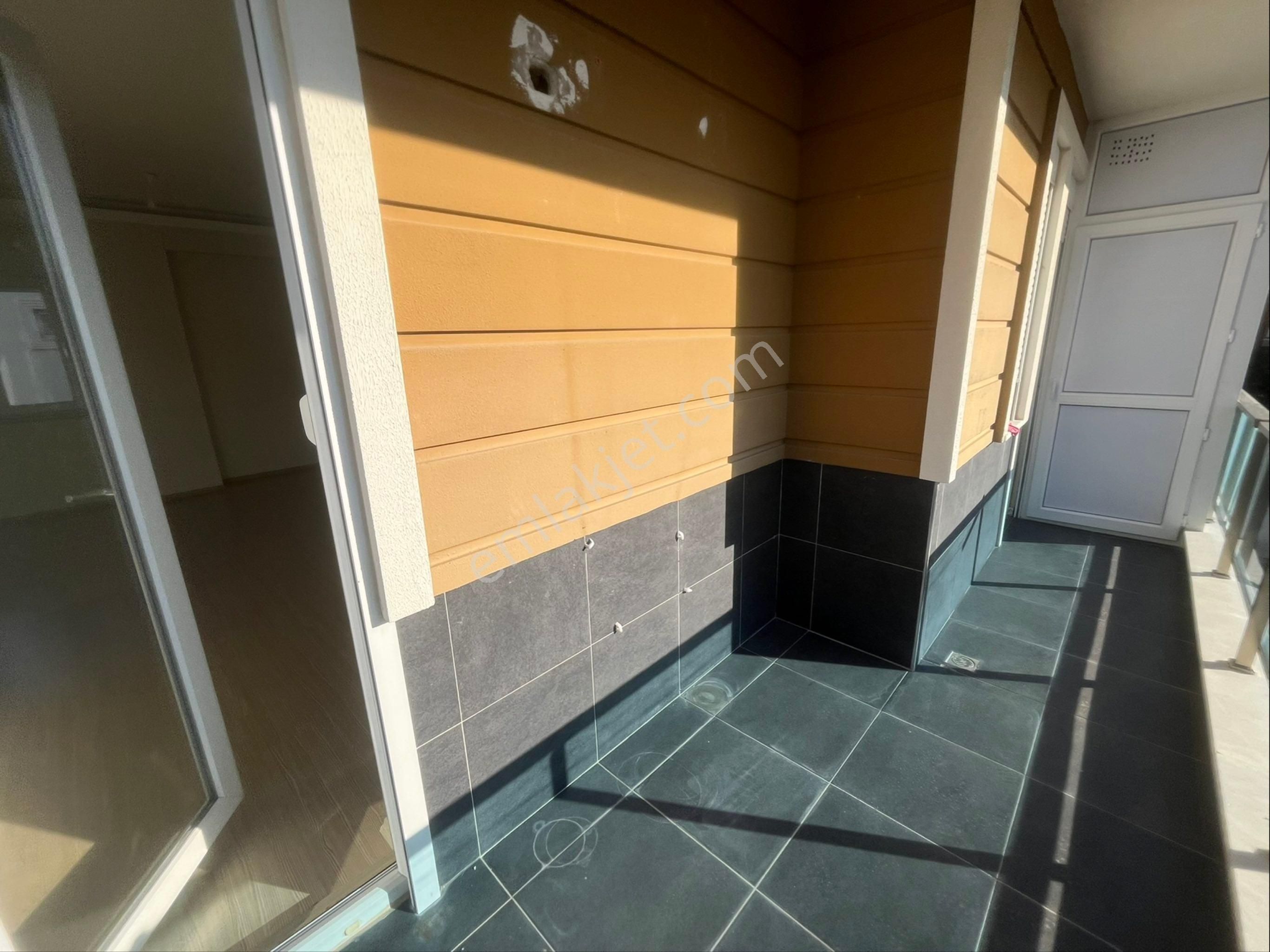 Artı Dan Kızıltoptakta Ara Kat 2+1 Daire - Görsel 7