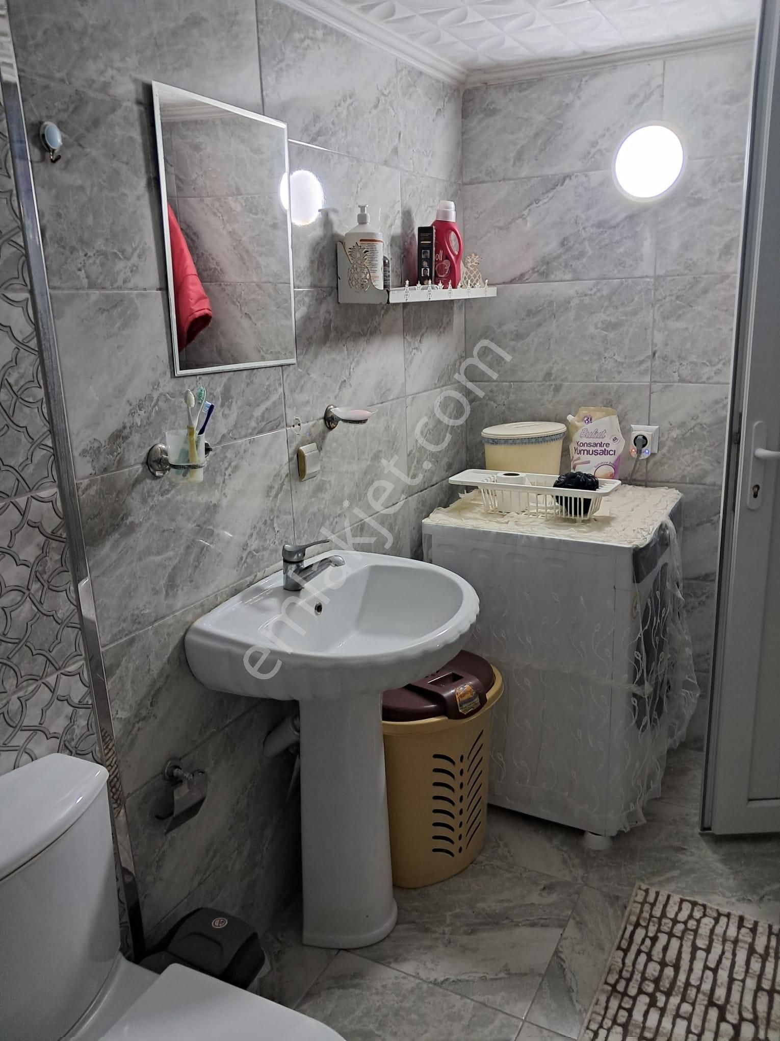 Kemalpaşanın Merkezinde 160m2 Doğalgazlı 3+1 Acil Satılık Daire - Görsel 21