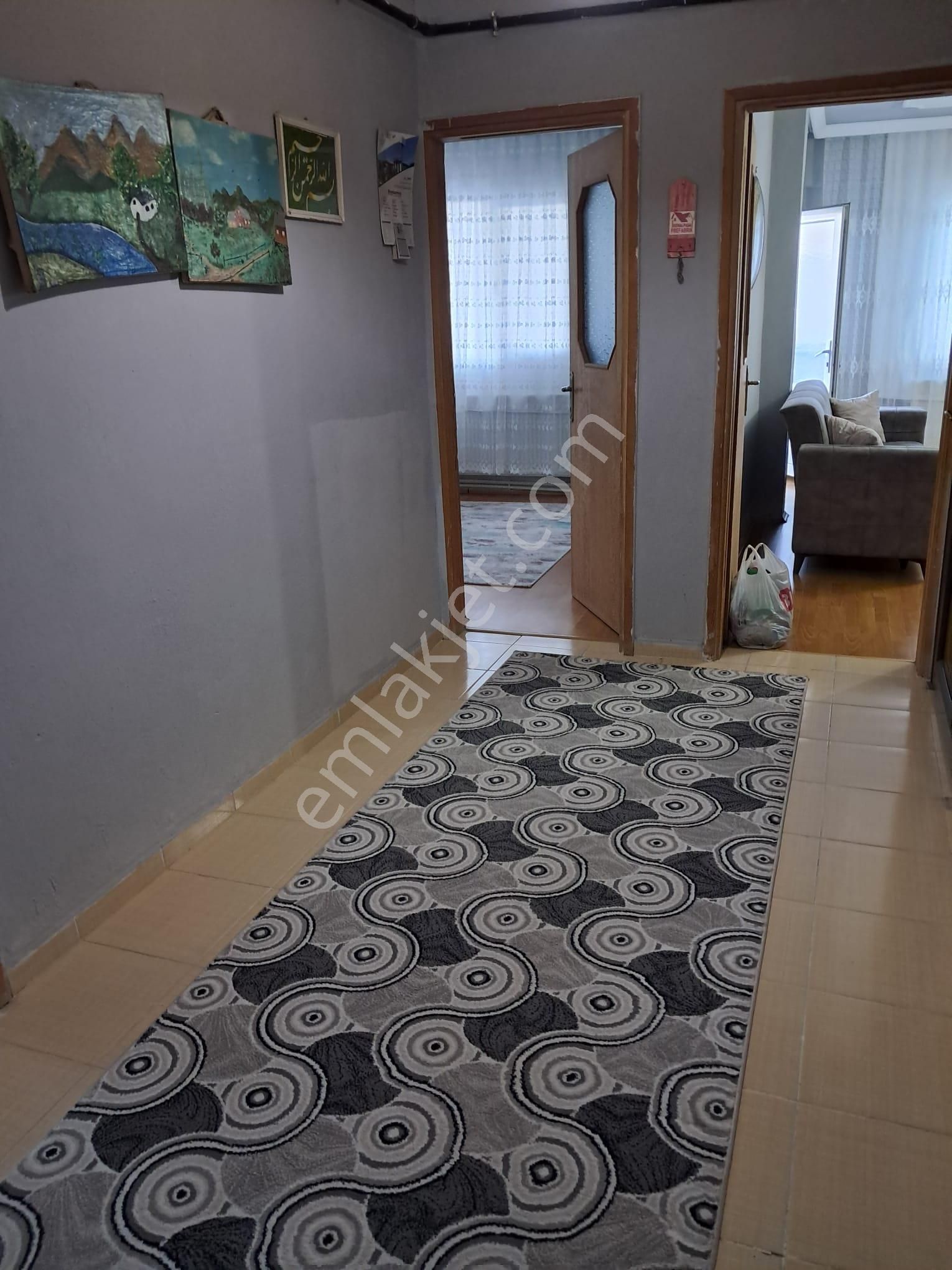 Kemalpaşanın Merkezinde 160m2 Doğalgazlı 3+1 Acil Satılık Daire - Görsel 15