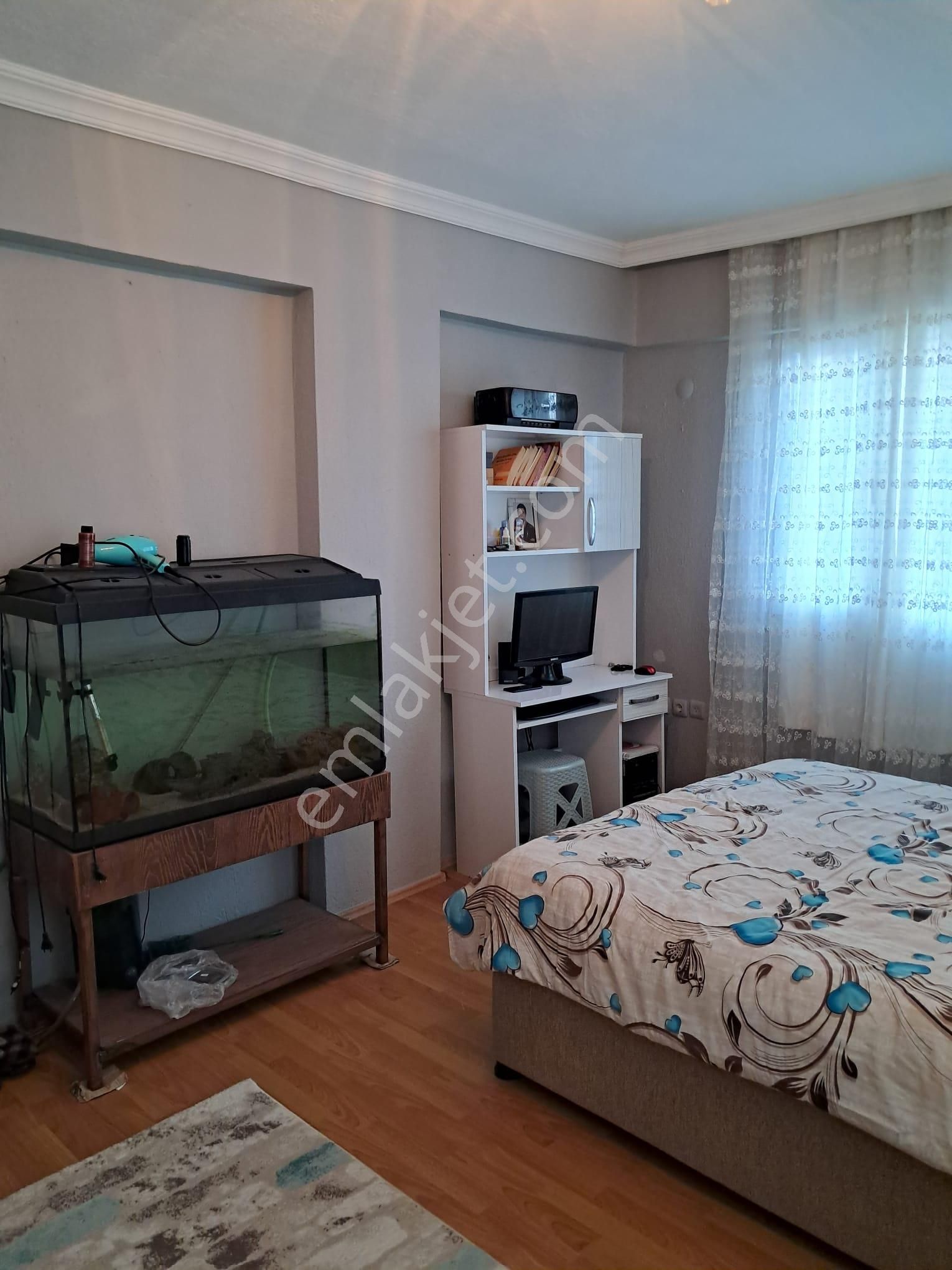 Kemalpaşanın Merkezinde 160m2 Doğalgazlı 3+1 Acil Satılık Daire - Görsel 13