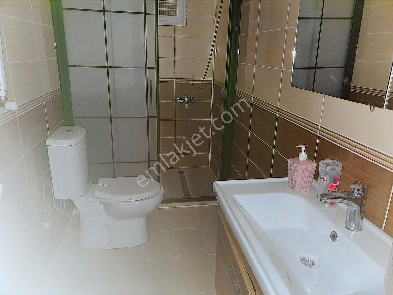 Yeni Hastane Ve Emniyet Arkası, Harika Konumda Kiralık Giriş 2+1 - Görsel 2