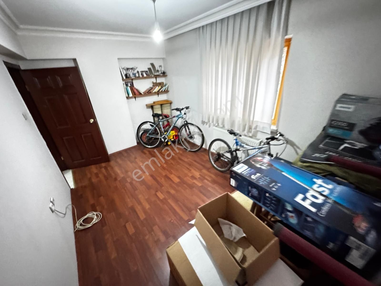 Çiçekli'de Genç Bina'da Orta Kat 3+1 Salon Bağımsız Emsalsiz - Görsel 6