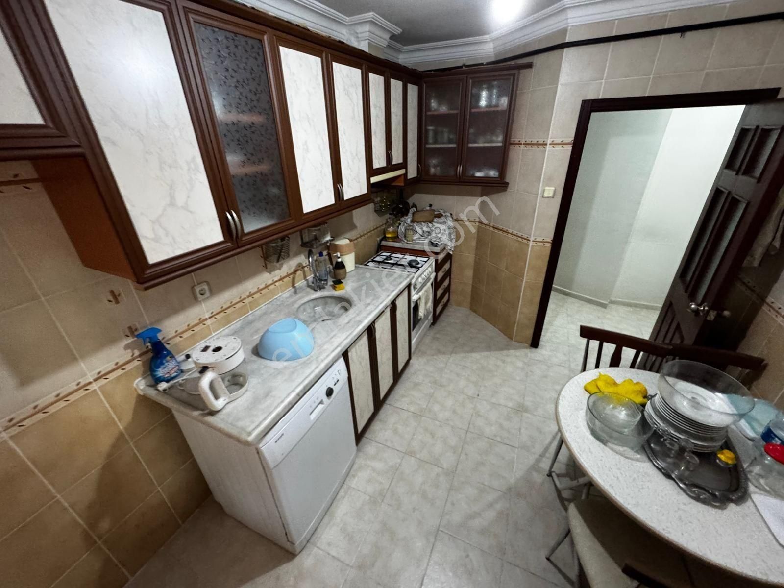 Çiçekli'de Genç Bina'da Orta Kat 3+1 Salon Bağımsız Emsalsiz - Görsel 14