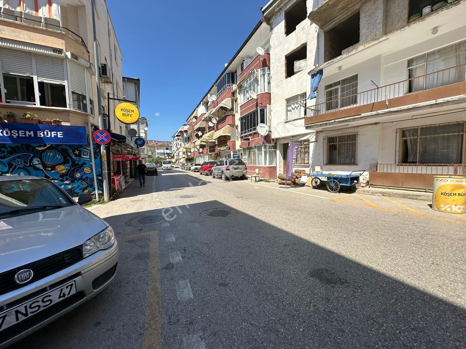 Kumla'da Denize Yakın Cadde Üzeri Kombili 2+1 Daire - Görsel 2