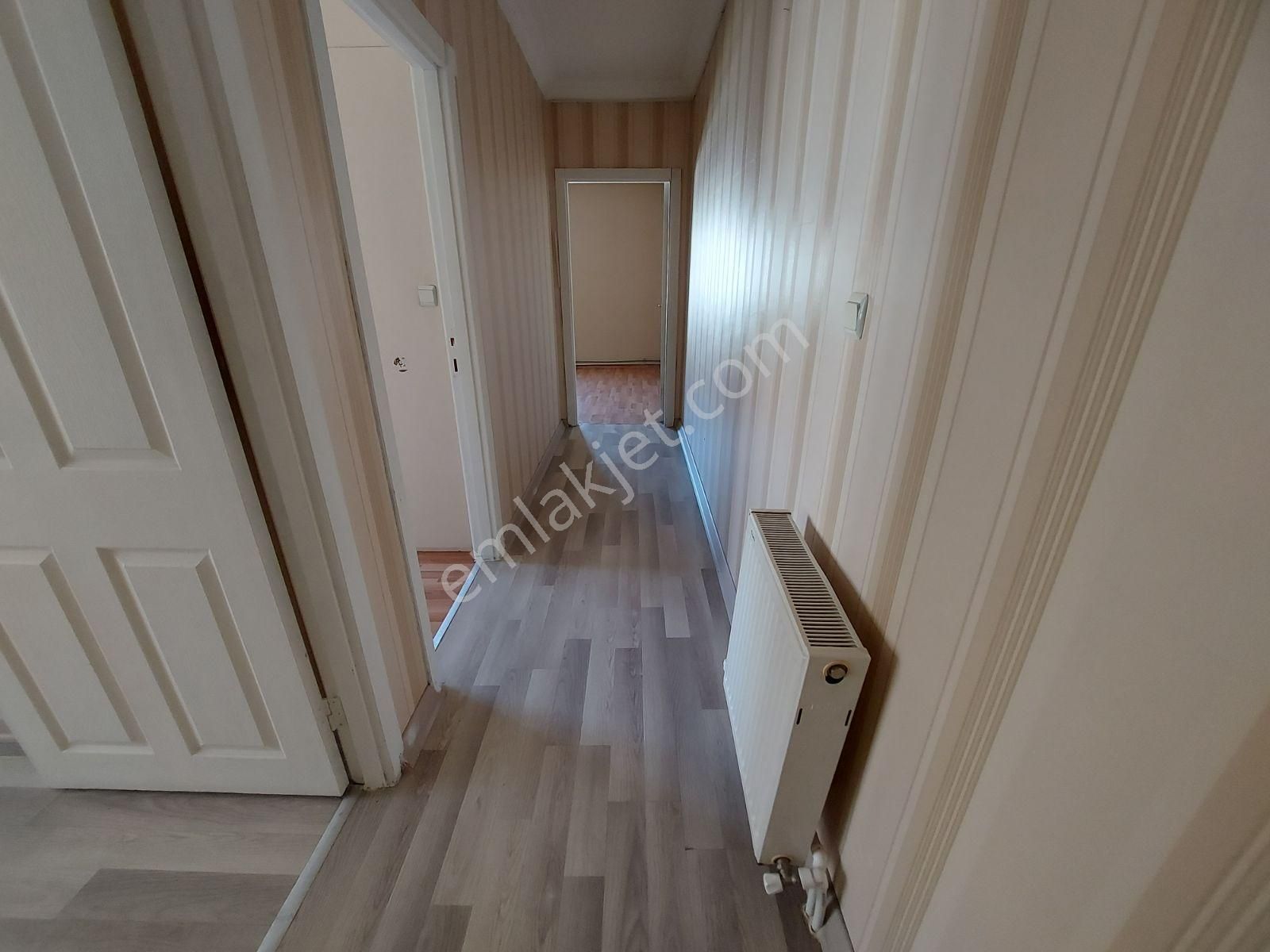 Murat Türkmen'den Topçu_mah Merkezi_yerde Kiralık Ön_cepheli 3+1 - Görsel 5