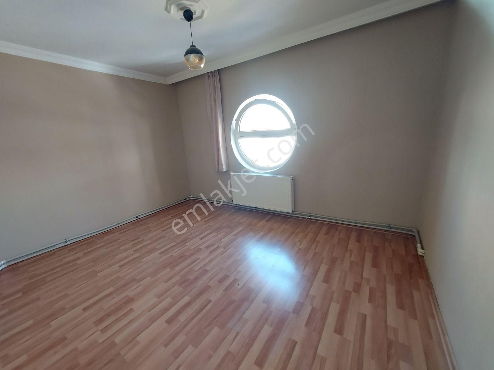 Murat Türkmen'den Topçu_mah Merkezi_yerde Kiralık Ön_cepheli 3+1 - Görsel 6