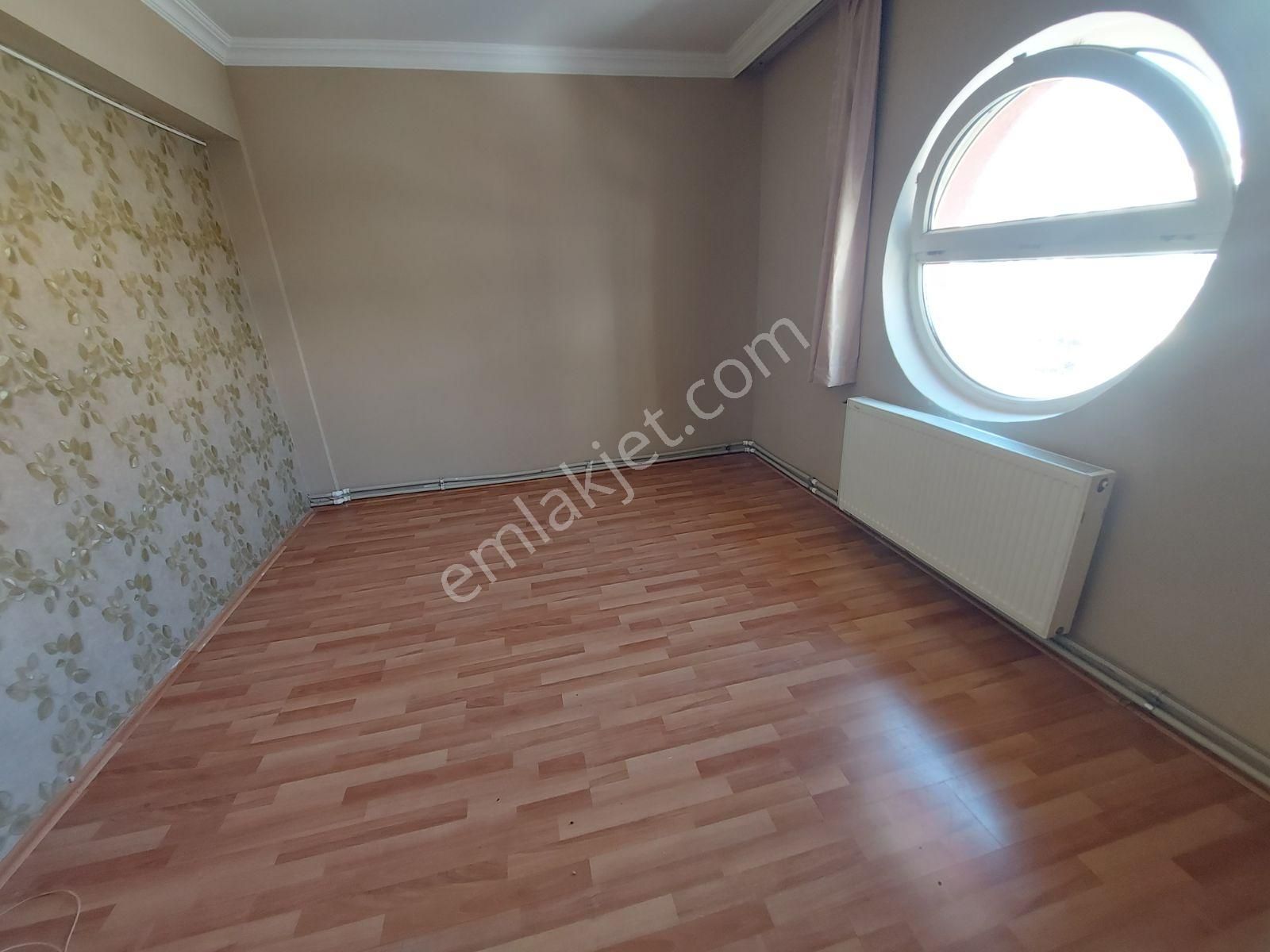 Murat Türkmen'den Topçu_mah Merkezi_yerde Kiralık Ön_cepheli 3+1 - Görsel 26