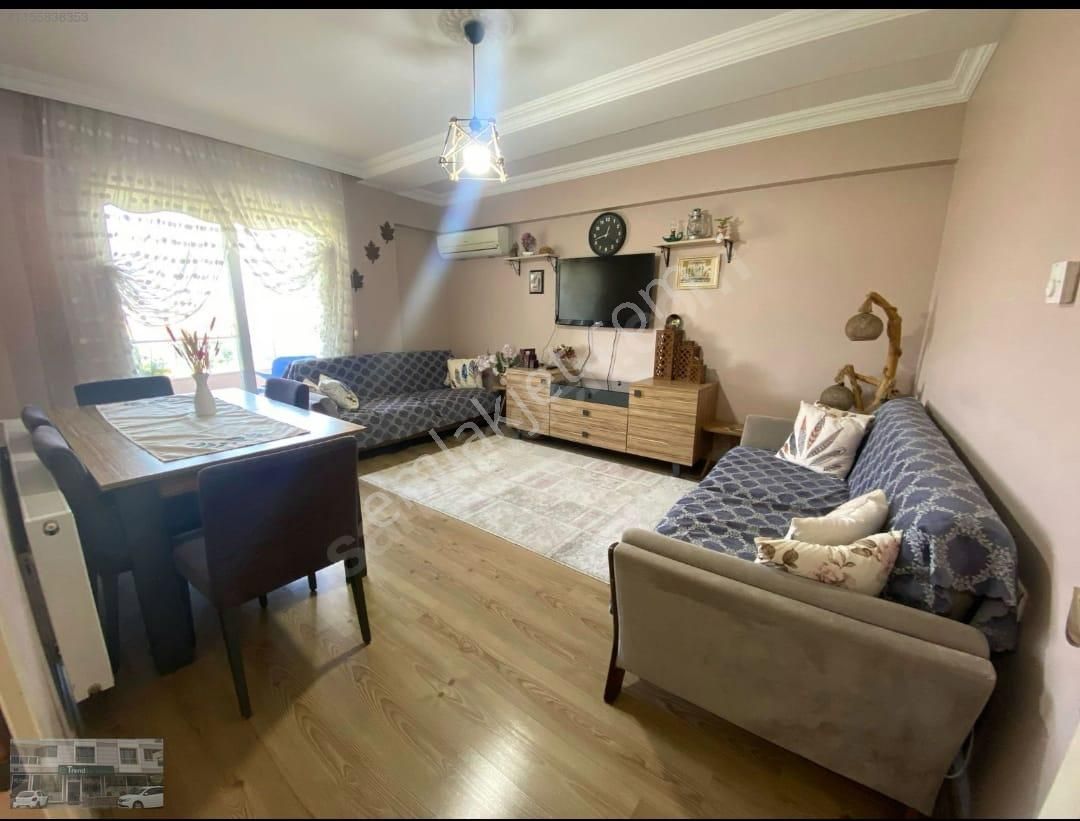 Kemalpaşanın Merkezinde Acill Satılık 3+1 Doğalgazlı Daire - Görsel 2