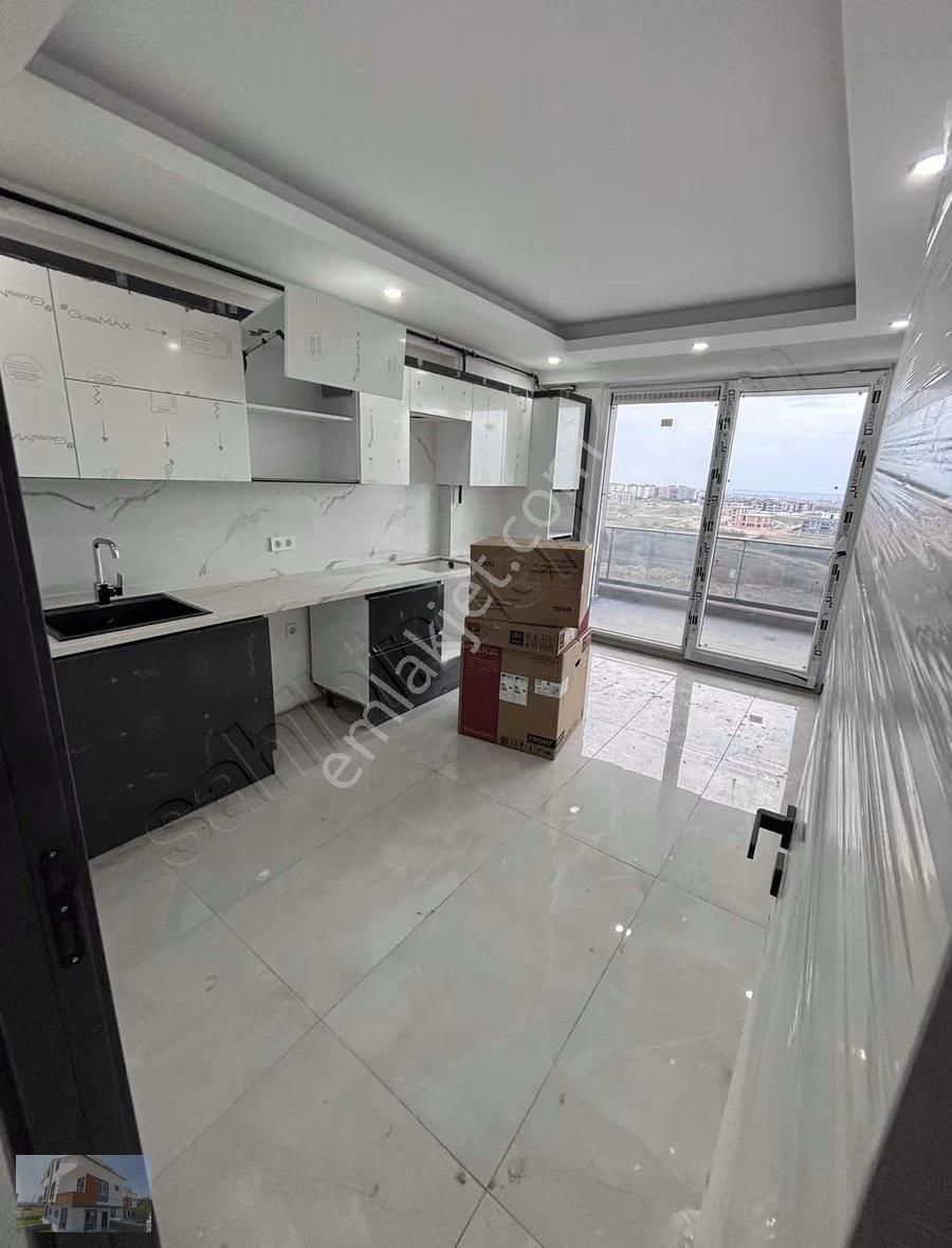 Site İçinde 3+1 Havuzlu Güvenlikli Otoparklı Ara Kat - Görsel 11