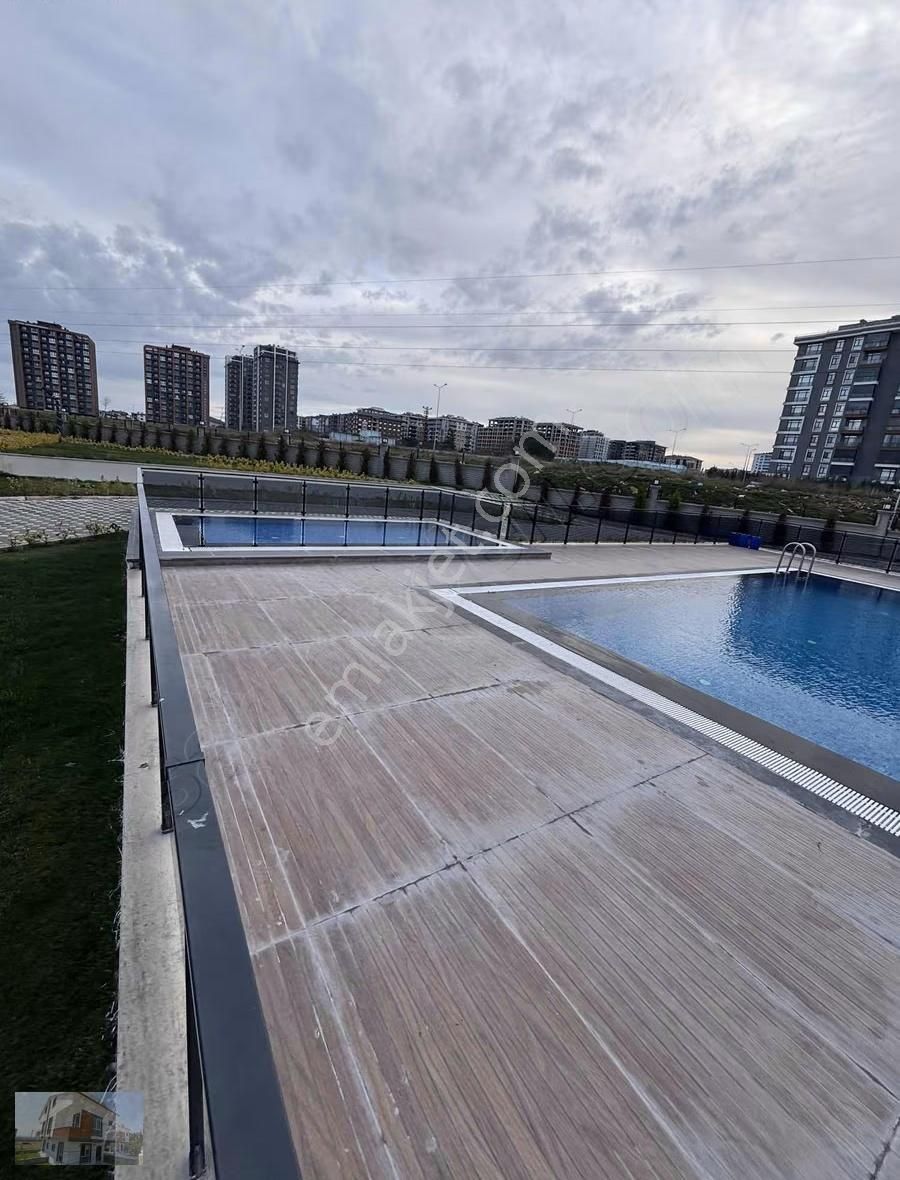 Site İçinde 3+1 Havuzlu Güvenlikli Otoparklı Ara Kat - Görsel 9