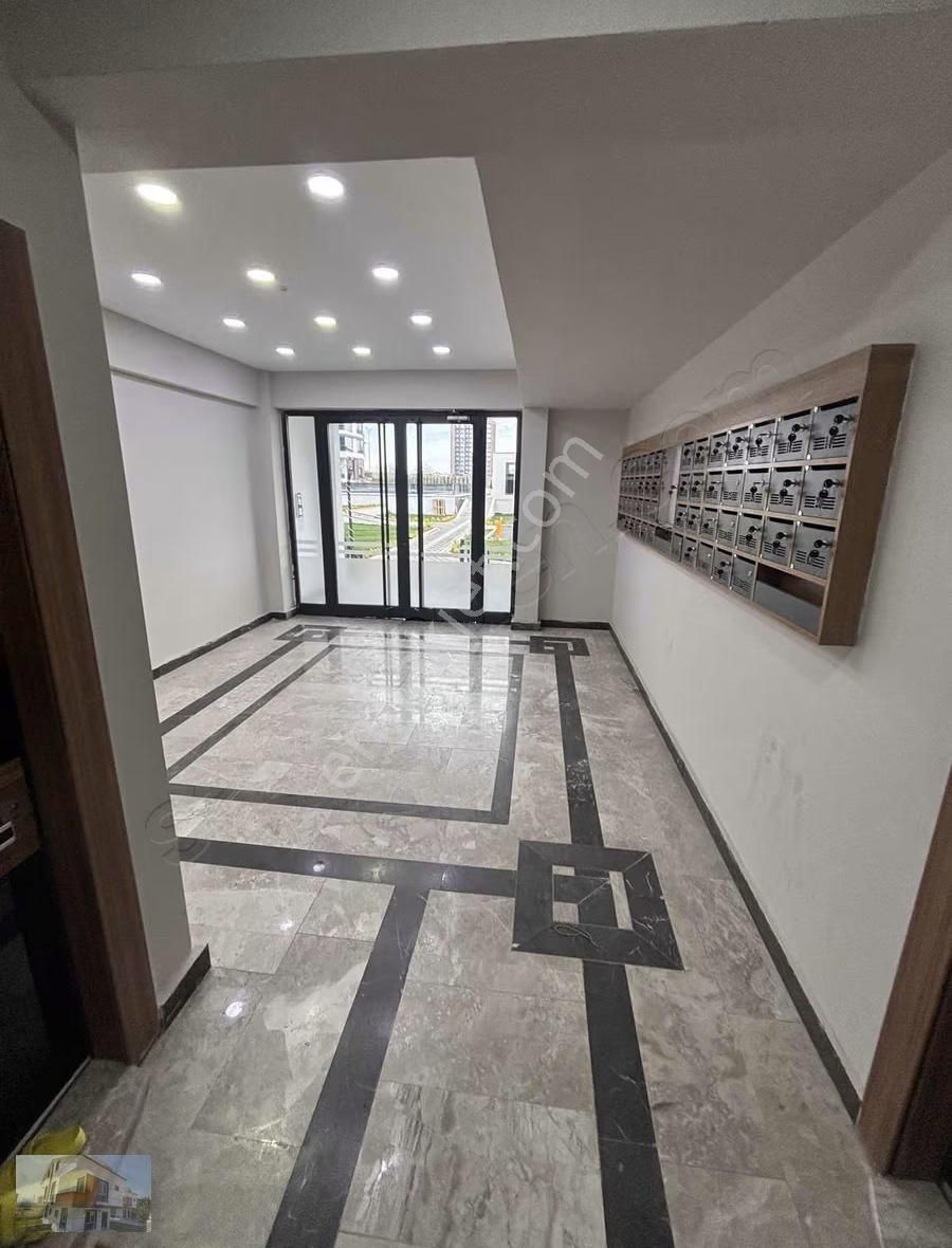 Site İçinde 3+1 Havuzlu Güvenlikli Otoparklı Ara Kat - Görsel 18