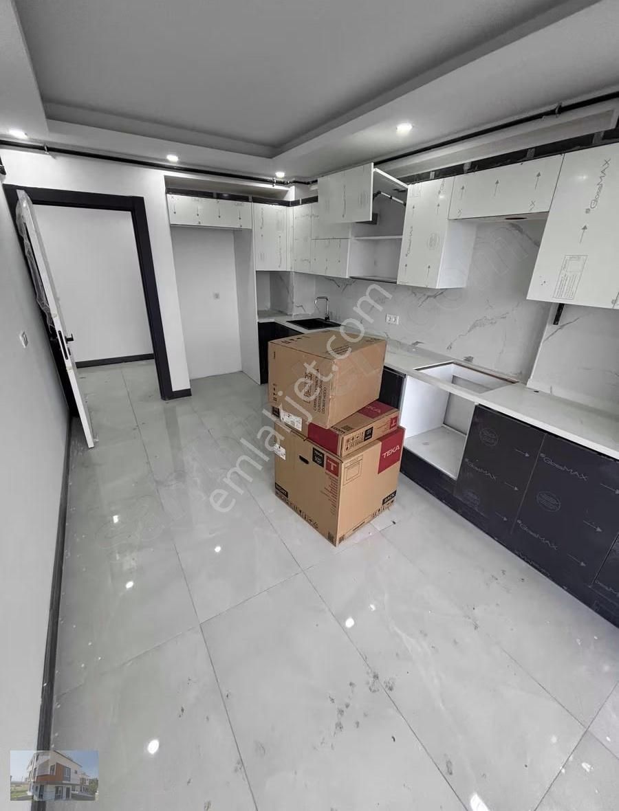 Site İçinde 3+1 Havuzlu Güvenlikli Otoparklı Ara Kat - Görsel 28