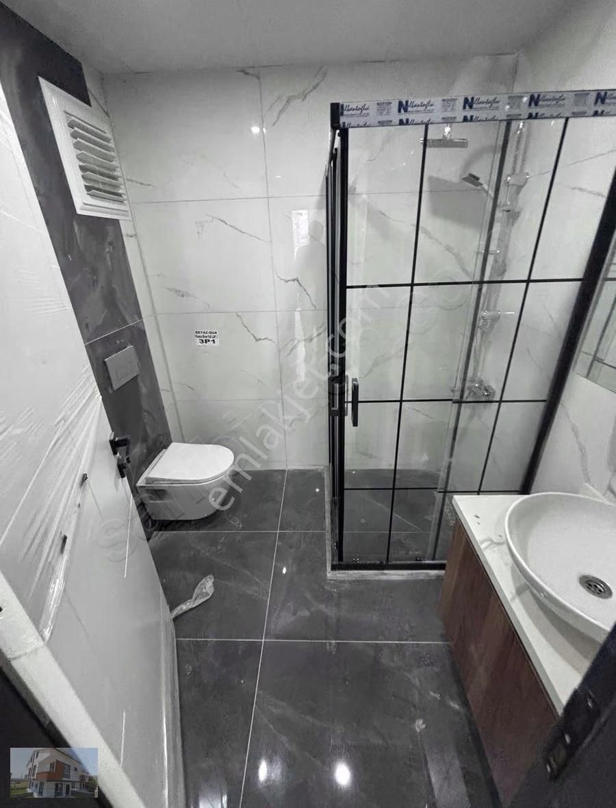 Site İçinde 3+1 Havuzlu Güvenlikli Otoparklı Ara Kat - Görsel 10