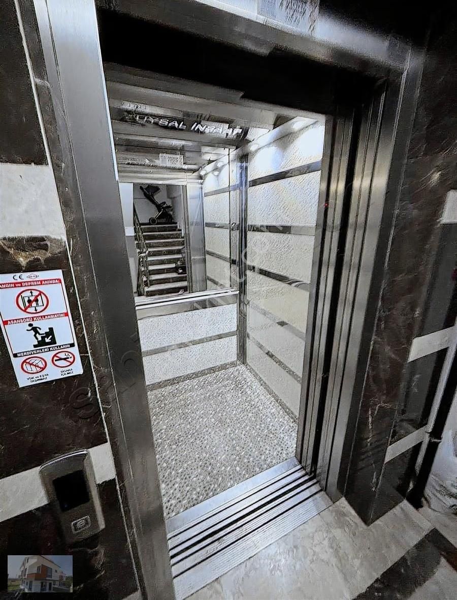 Nusratiye Mah 2+1 Ara Kat 8 Yaşında İskanlı Açık Otoparklı - Görsel 4