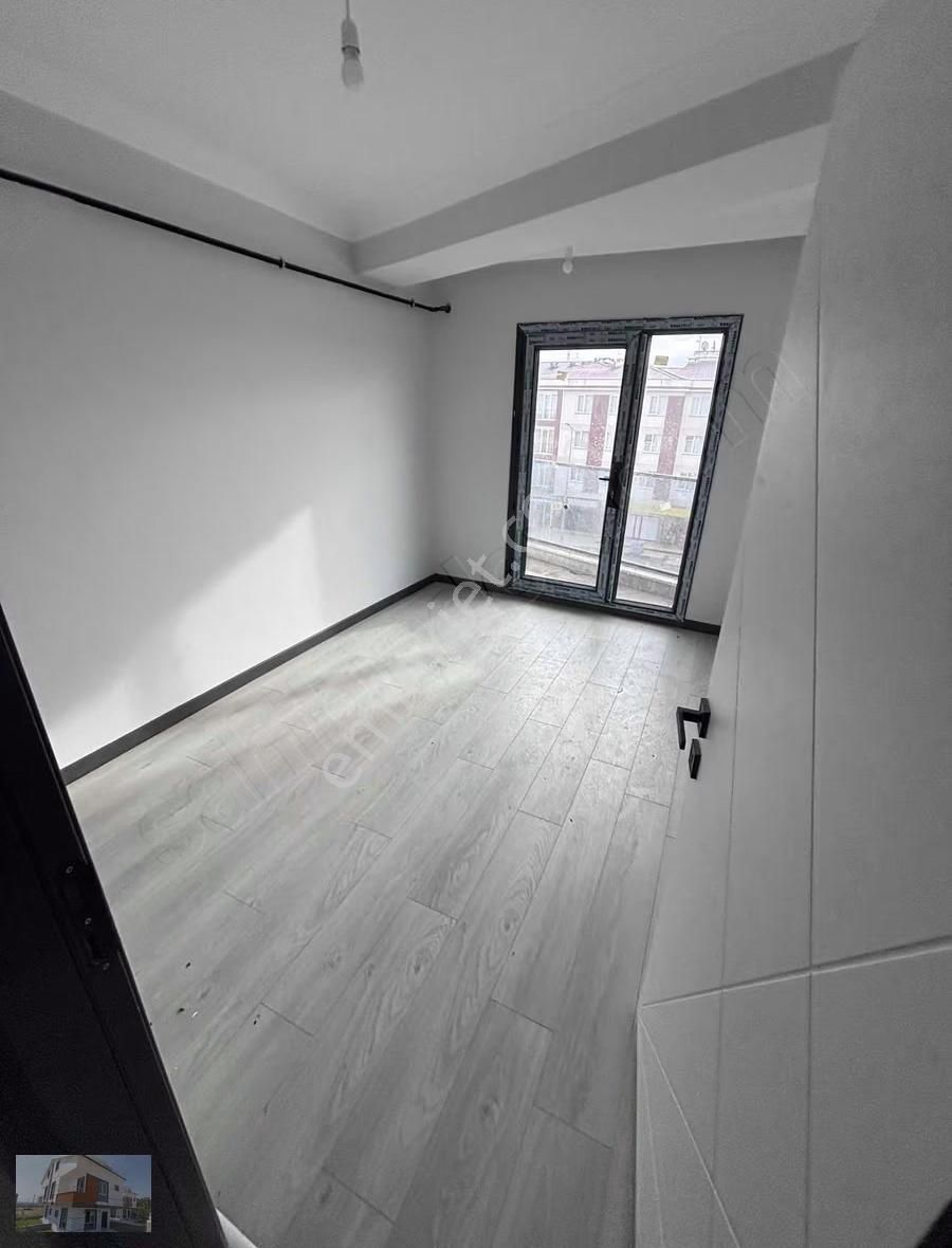 İsmetpaşa Bulvarına Cephe Fırsat 1+1 Sıfır İskanlı Otoparklı