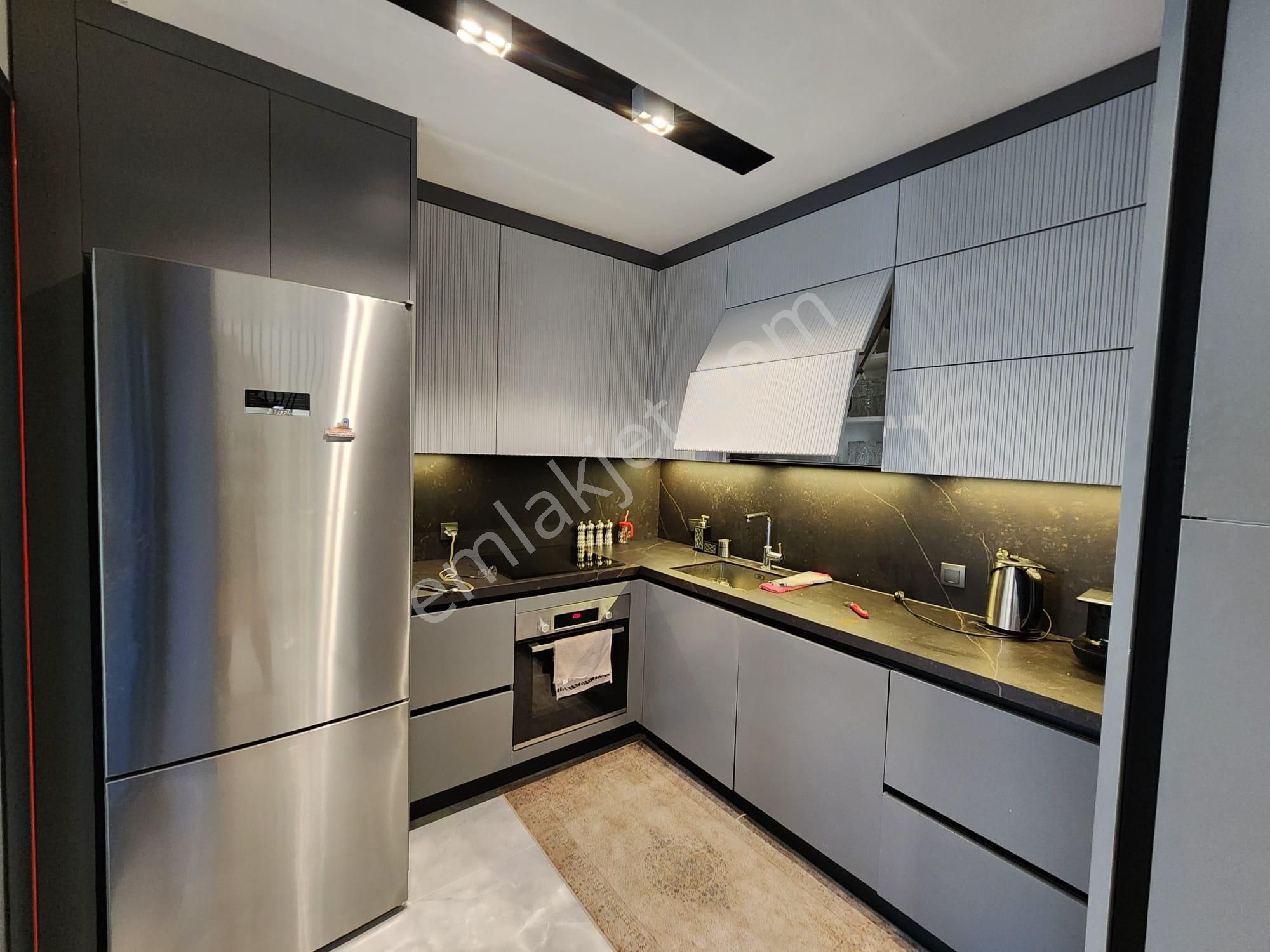 Kuşadası Davutlar Sahilde4+1 Müstakil Köşe Konumlu Villa - Görsel 15