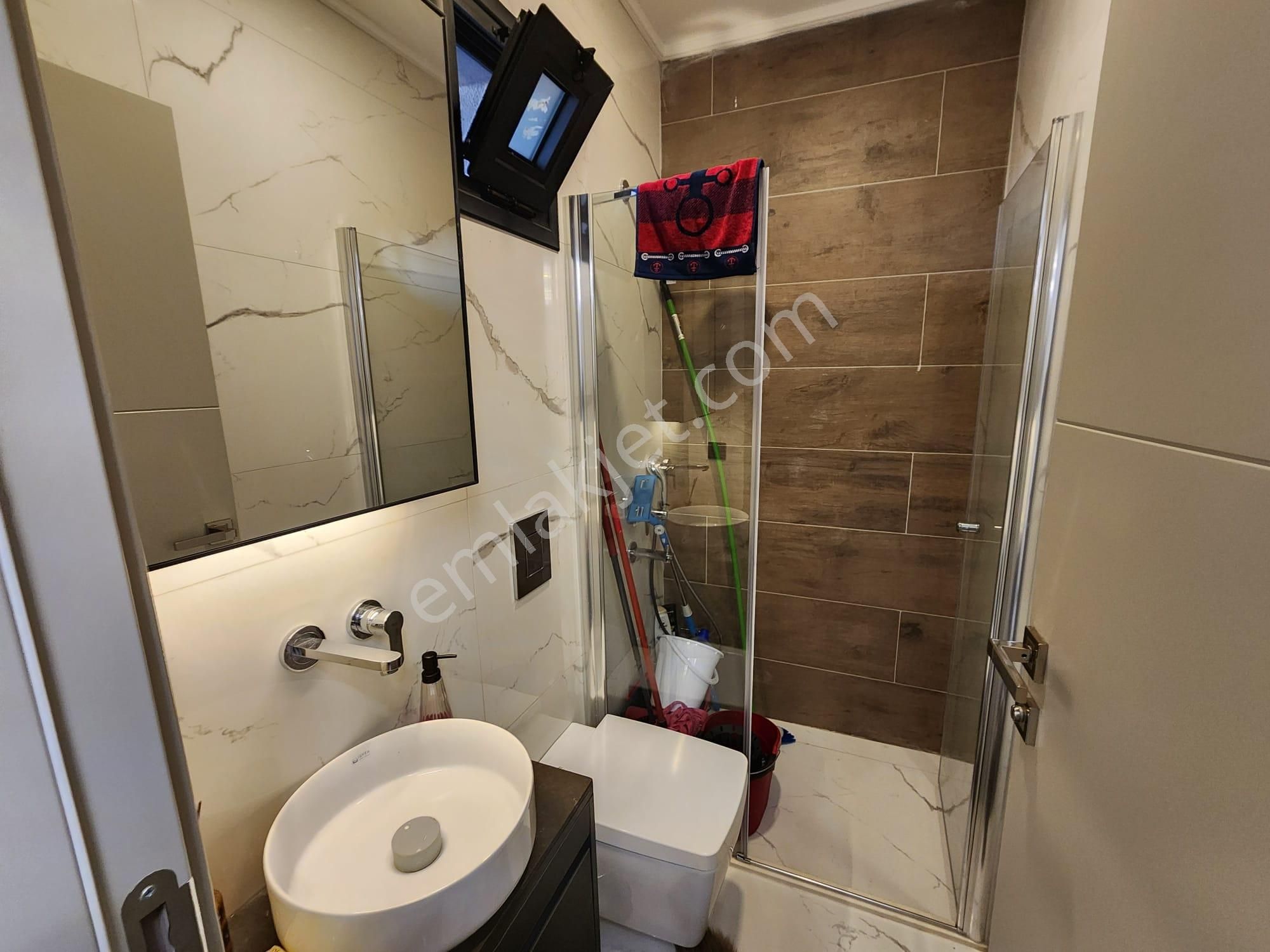 Kuşadası Davutlar Sahilde4+1 Müstakil Köşe Konumlu Villa - Görsel 30