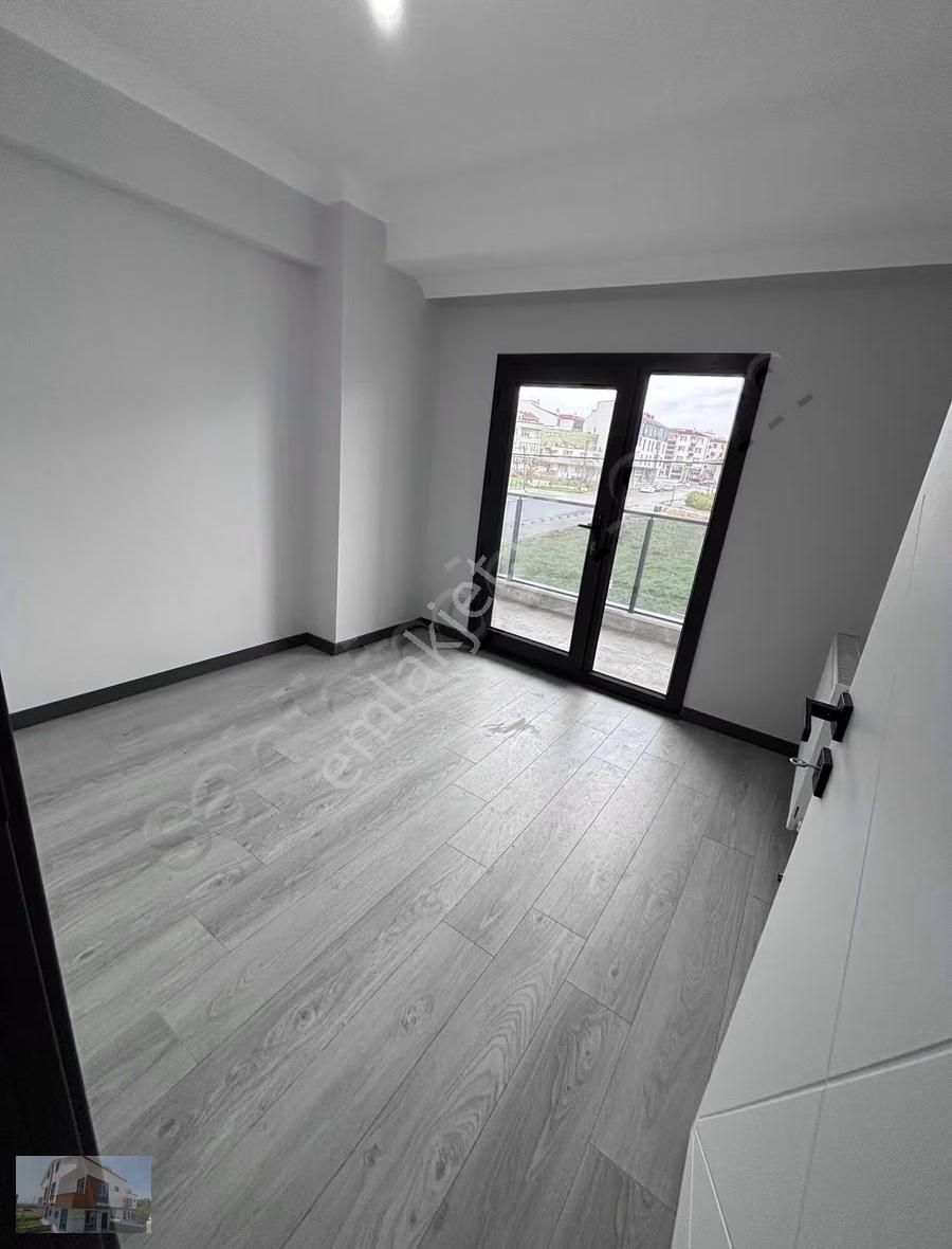 Hatip Mah De Site İçinde Ebeveyn Banyolu İskanlı 3+1 - Görsel 2
