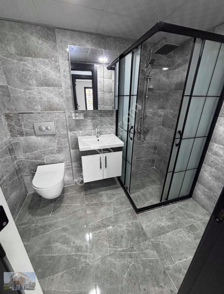Hatip Mah De Site İçinde Ebeveyn Banyolu İskanlı 3+1 - Görsel 18
