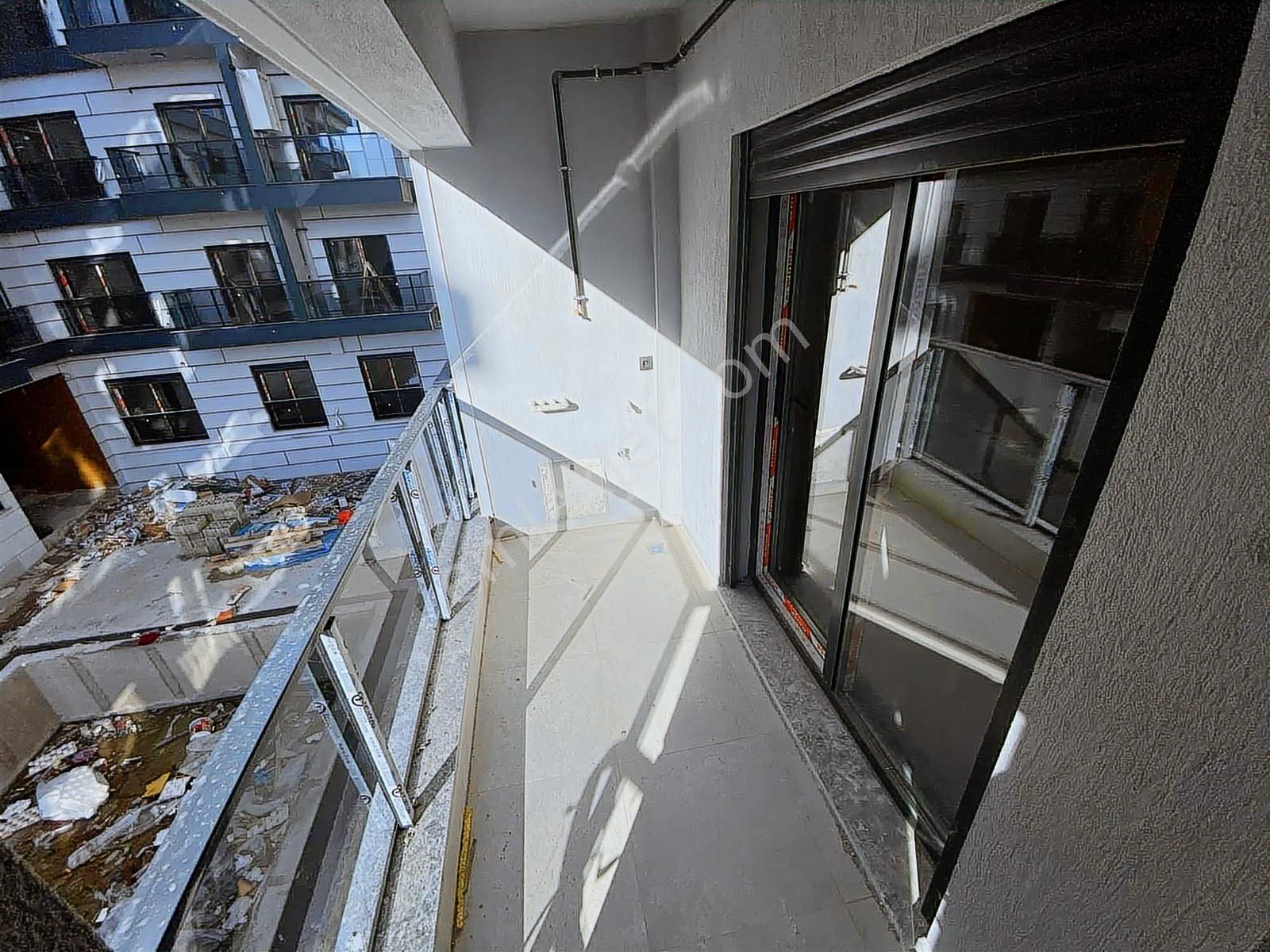 İzmir Menemen Seyrek Merkez'de Satılık 1+1 - Görsel 8