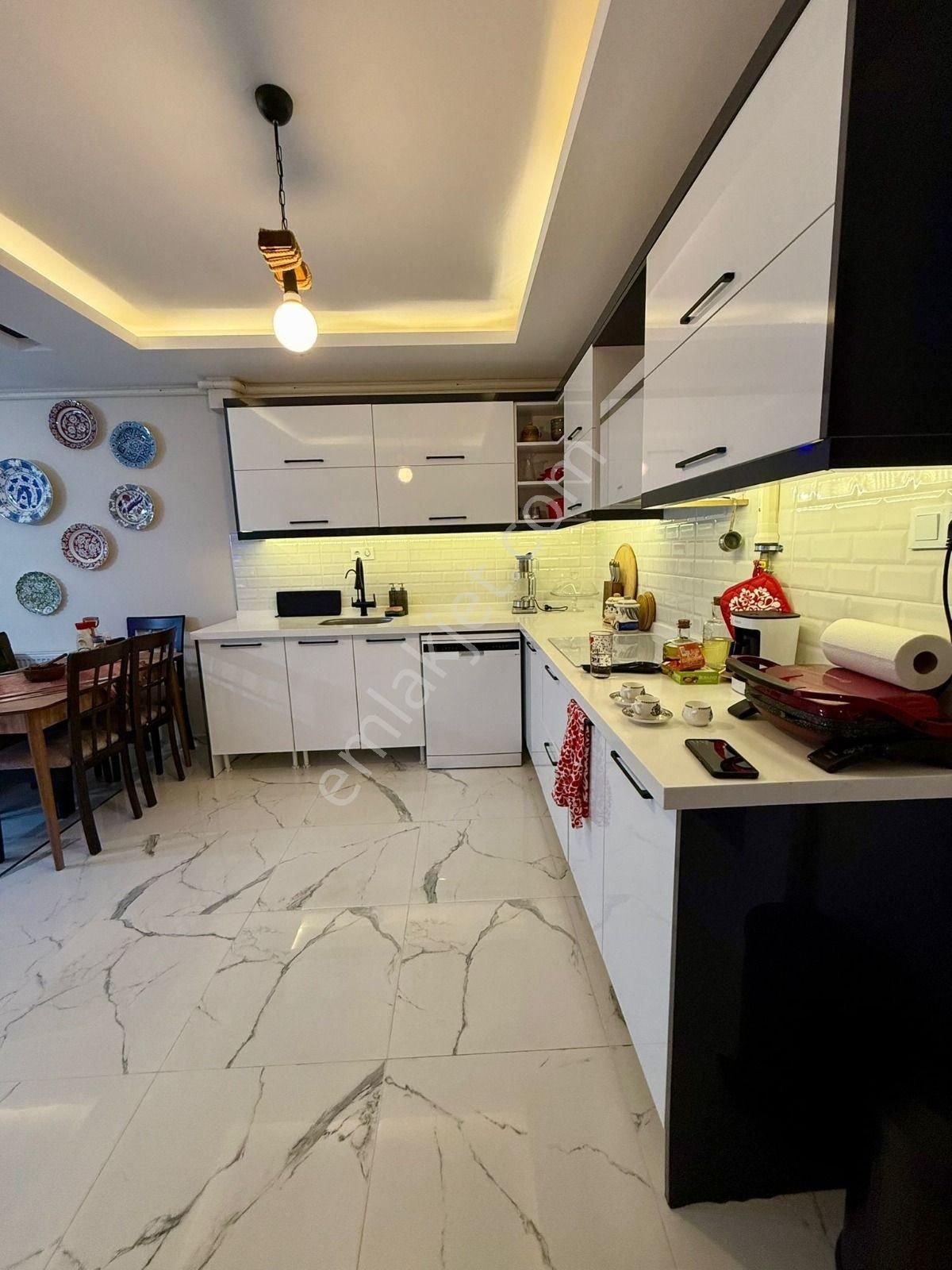 Değirmendere Mah De Havuzlu Site İçi Bahçeli Fırsat 2+1 Daire !! - Görsel 3