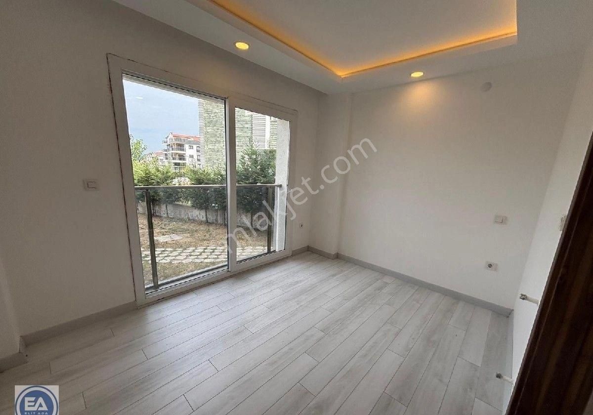 Kuşadası Davutlar'da Havuzlu Sitede 2+1 Ebeveyn Banyolu - Görsel 8