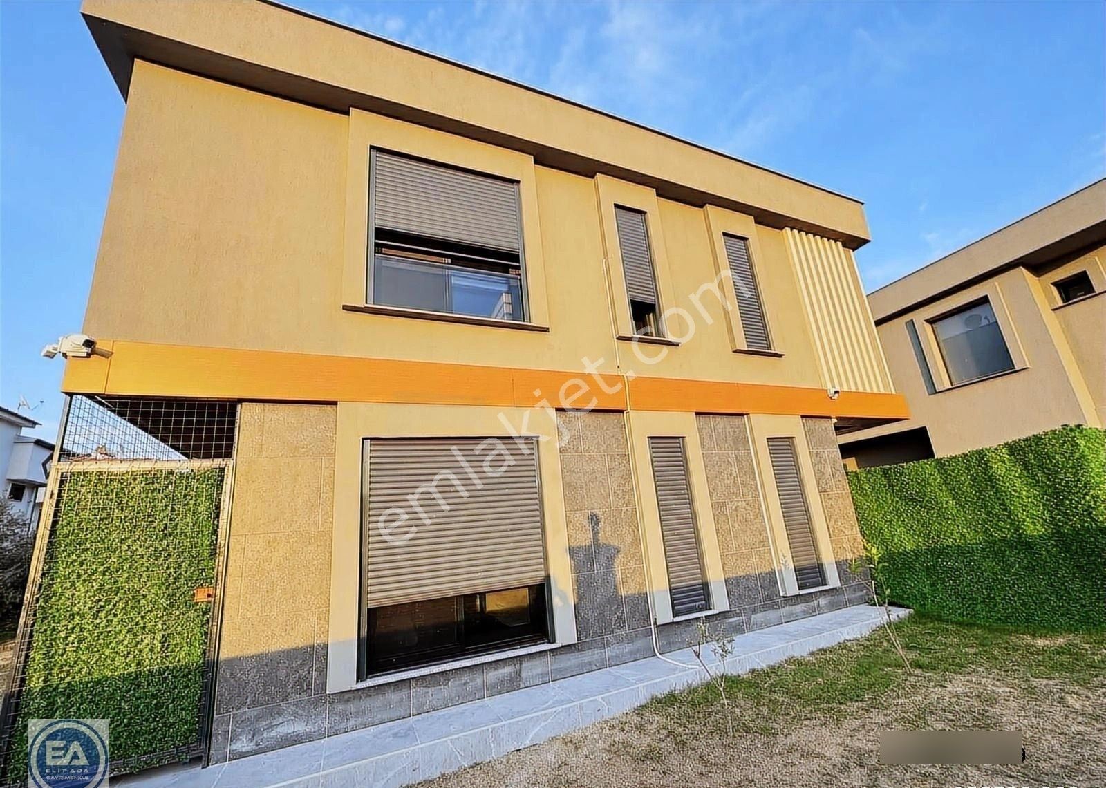 Kuşadası Güzelçamlıda Eşyalı Özel Havuzlu 4+1 Müstakil Villa - Görsel 23