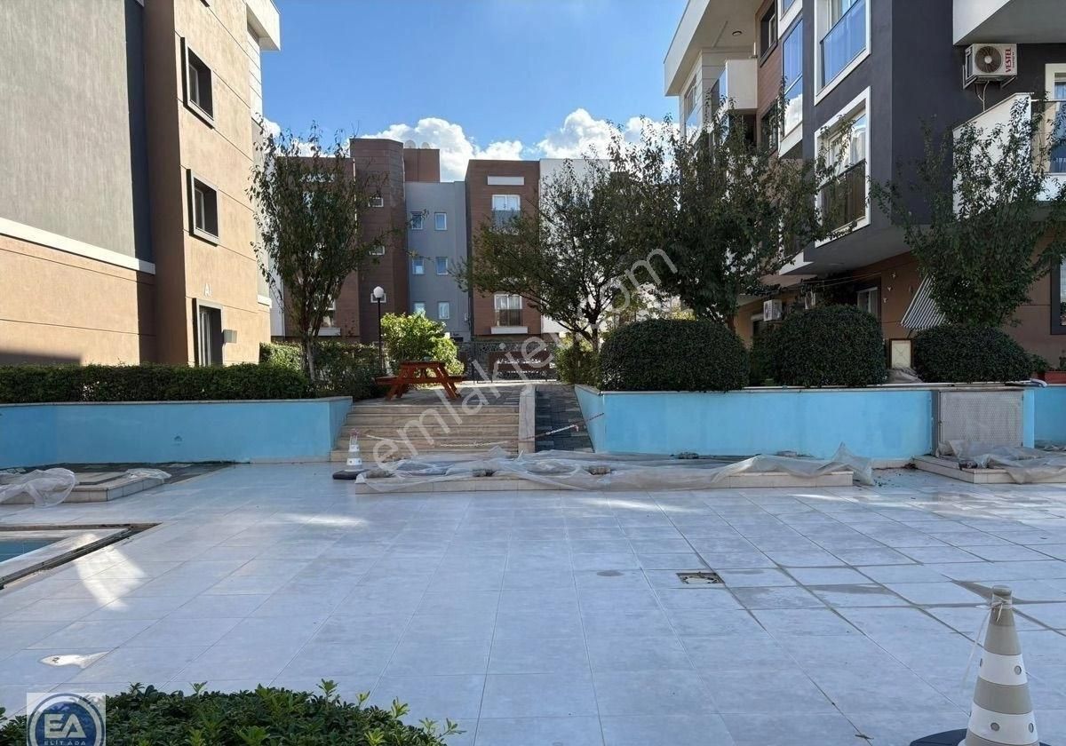 Davutlar Havuzlu Site İçinde 2+1 Bahçe Katı Villa - Görsel 6