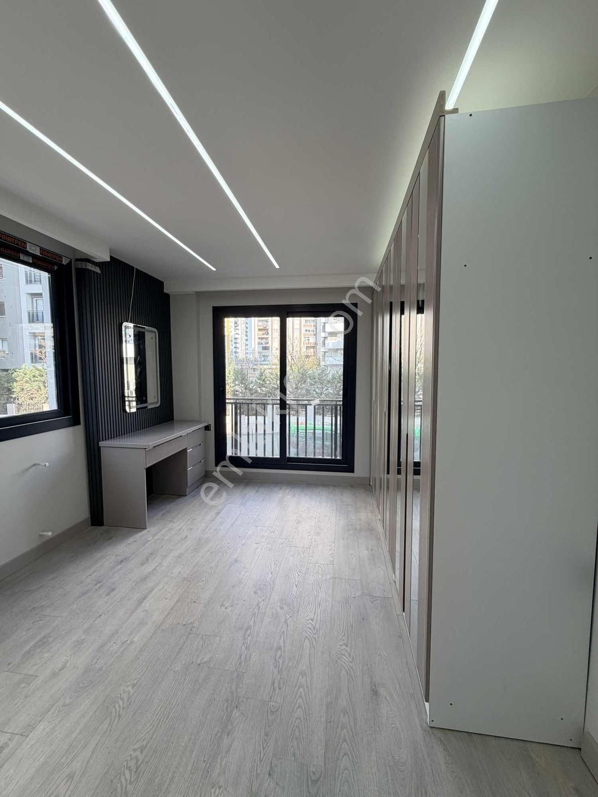 Total'den Yeşil Fırın Yanı Sıfır Ultra Lüx Daire !!! - Görsel 6