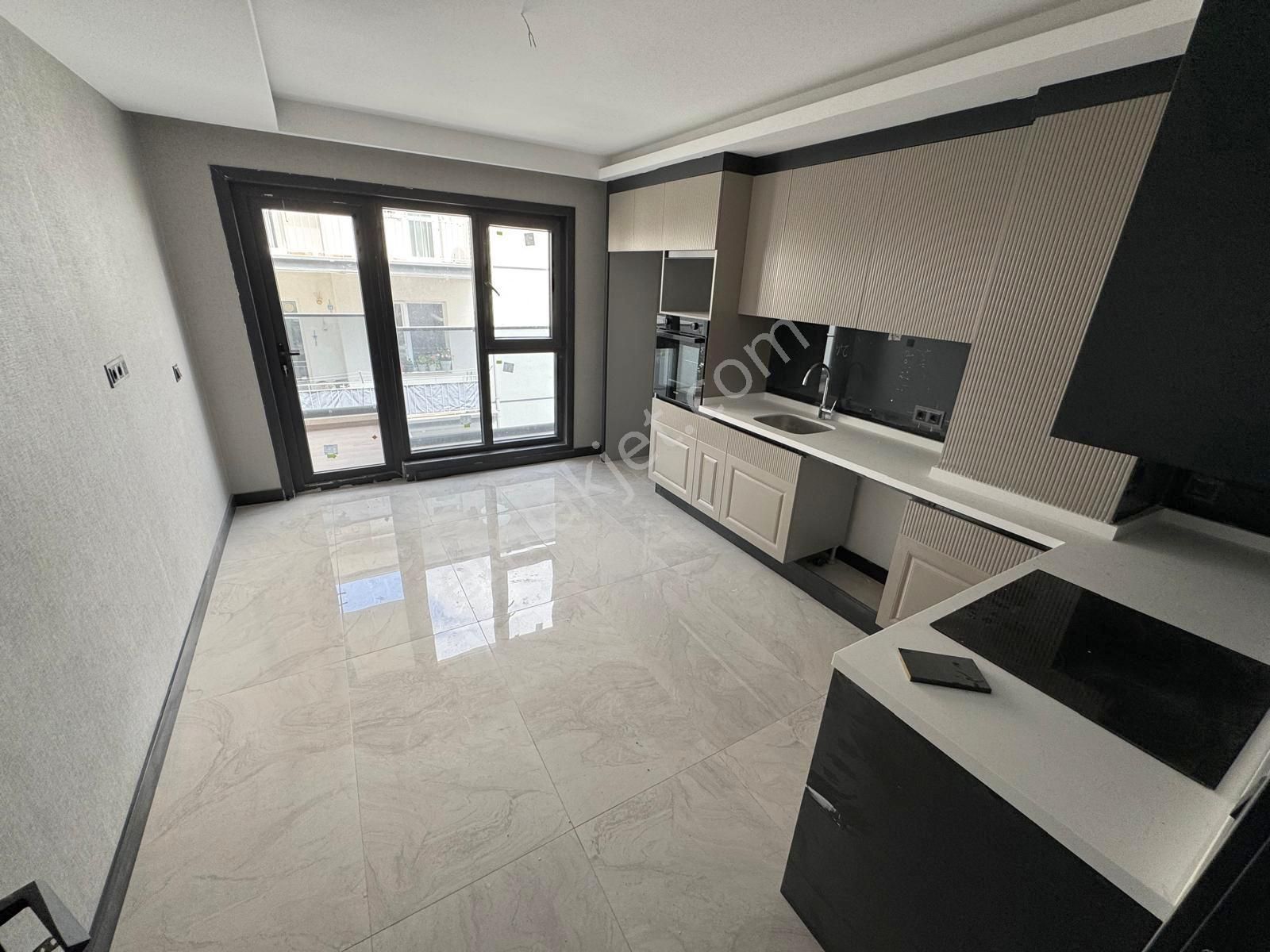 A.eğlence Tam Göbekte ! Sıfır Bina Emsalsiz Dubleks 3+1 Lüks - Görsel 3