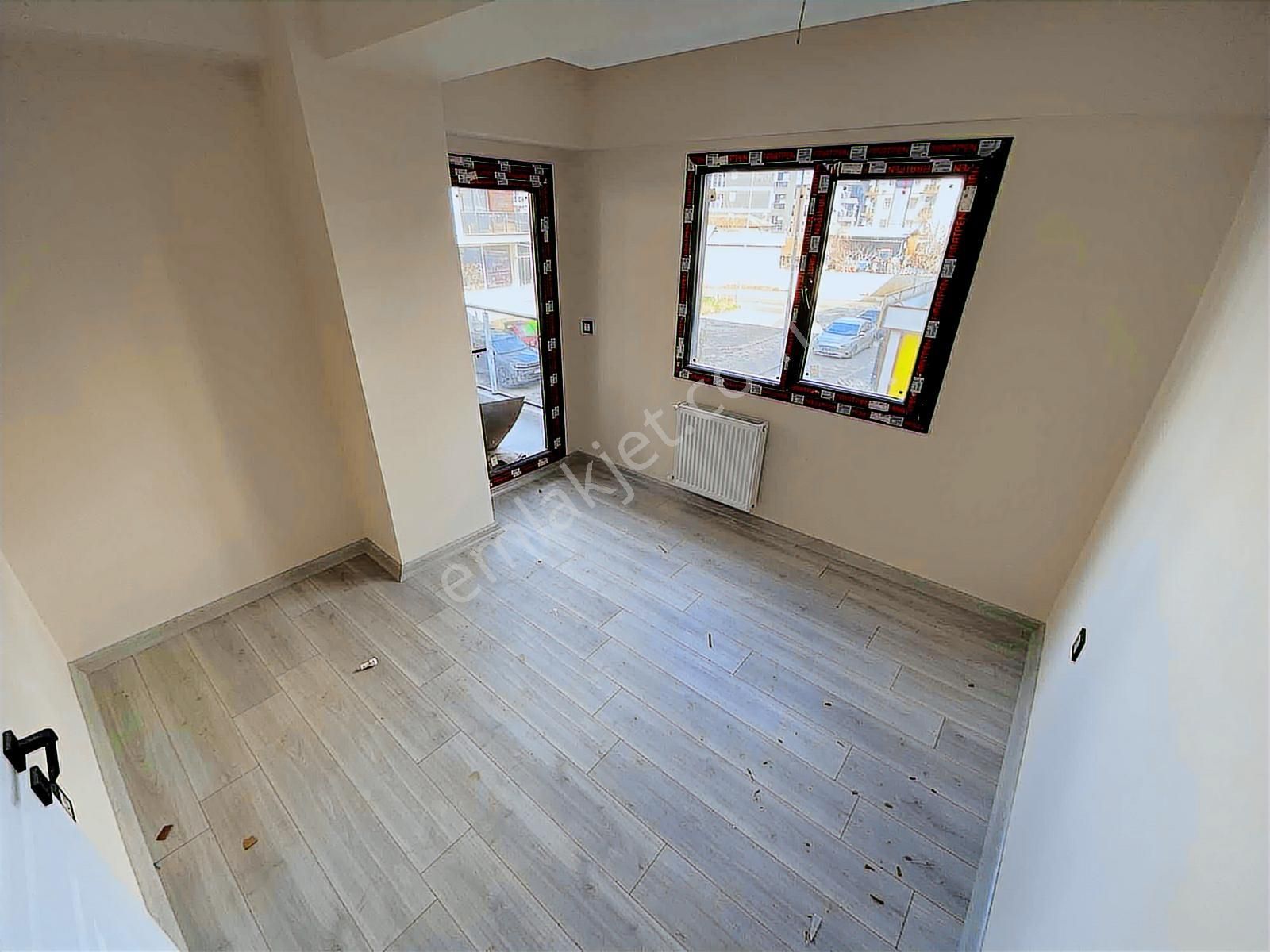 İzmir Menemen Seyrek'te Geniş Köşe Daire 1+1 - Görsel 7