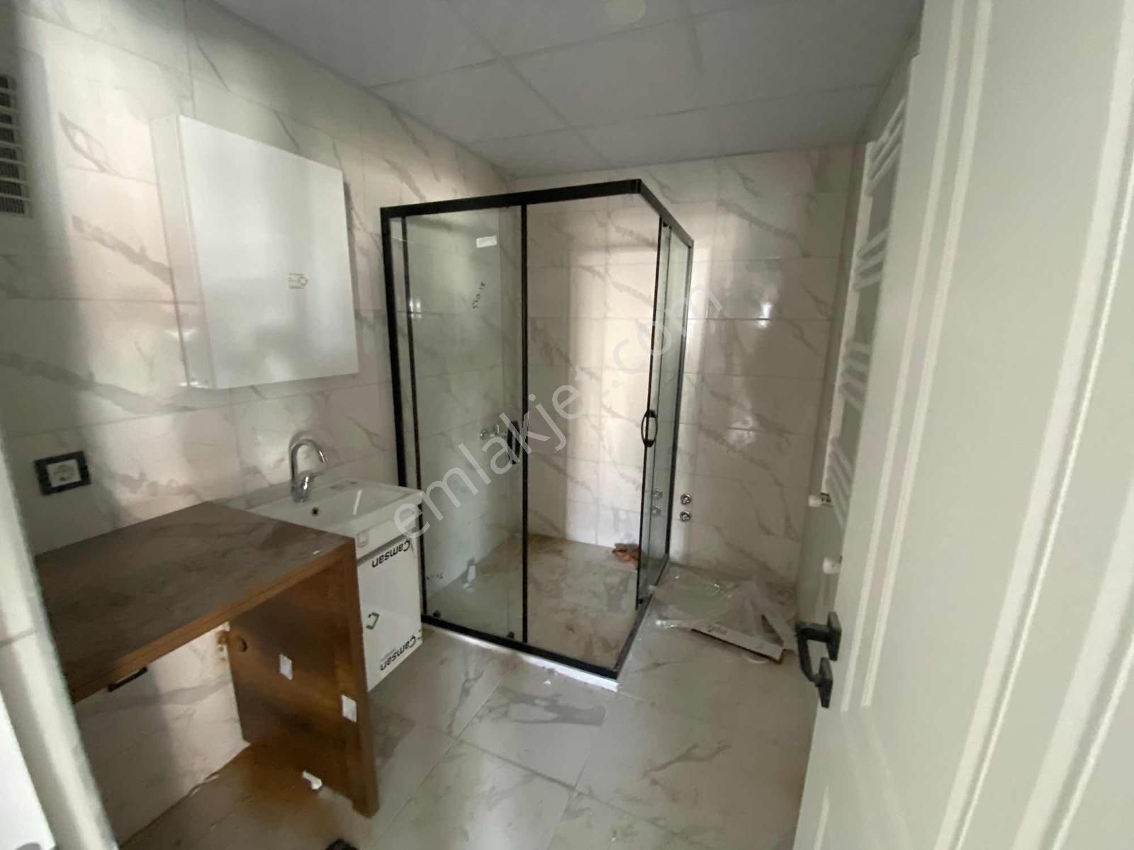 İzmir Menemen Seyrek'te Geniş Köşe Daire 1+1 - Görsel 4