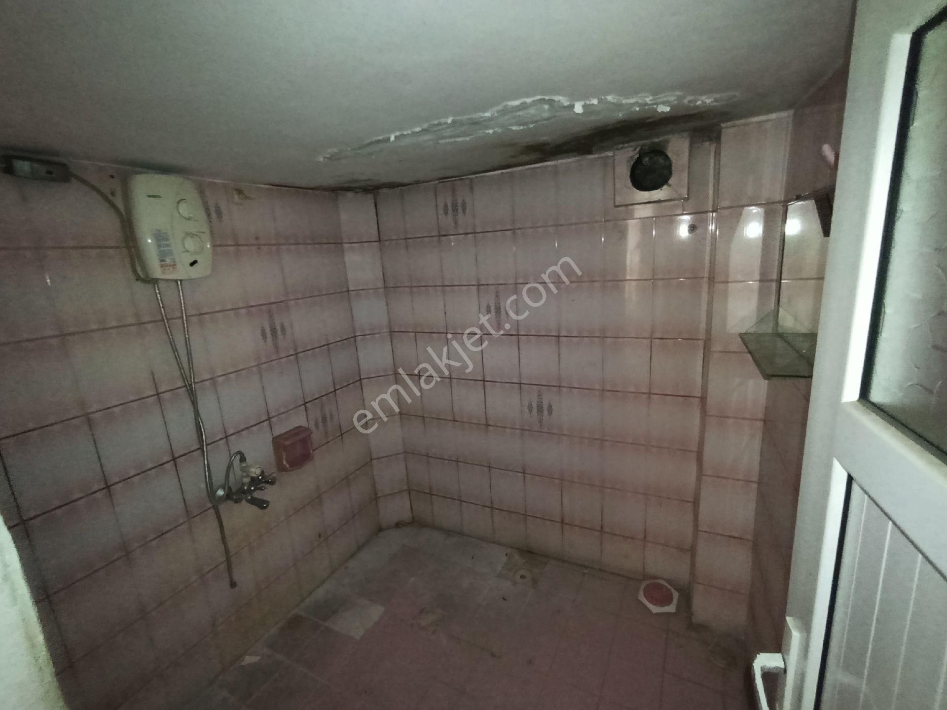 Gülpınar Mh Salı Pazarı Civarı 3/buçuk Katlı Komple Satılık Bina - Görsel 20