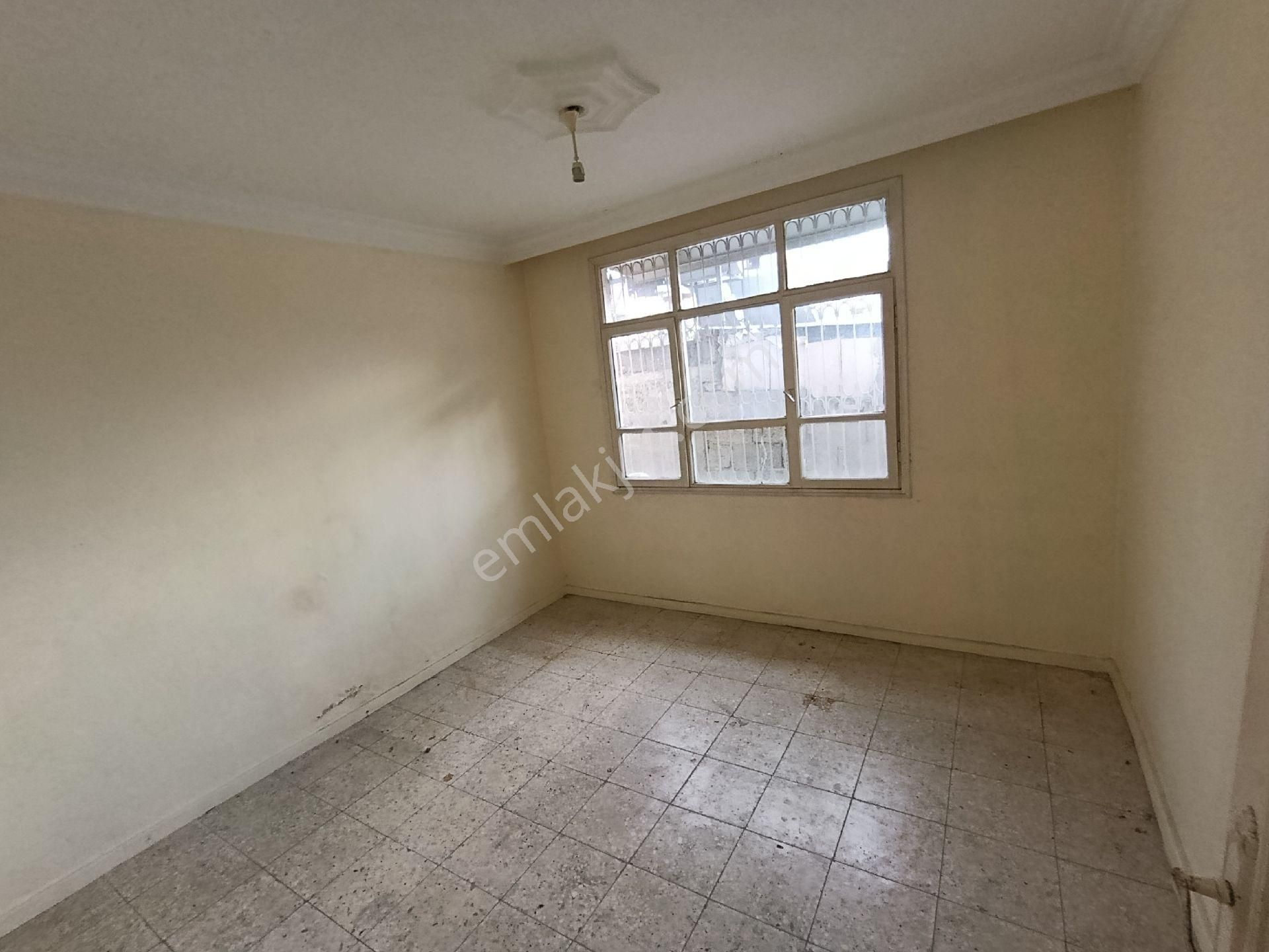 Gülpınar Mh Salı Pazarı Civarı 3/buçuk Katlı Komple Satılık Bina - Görsel 18