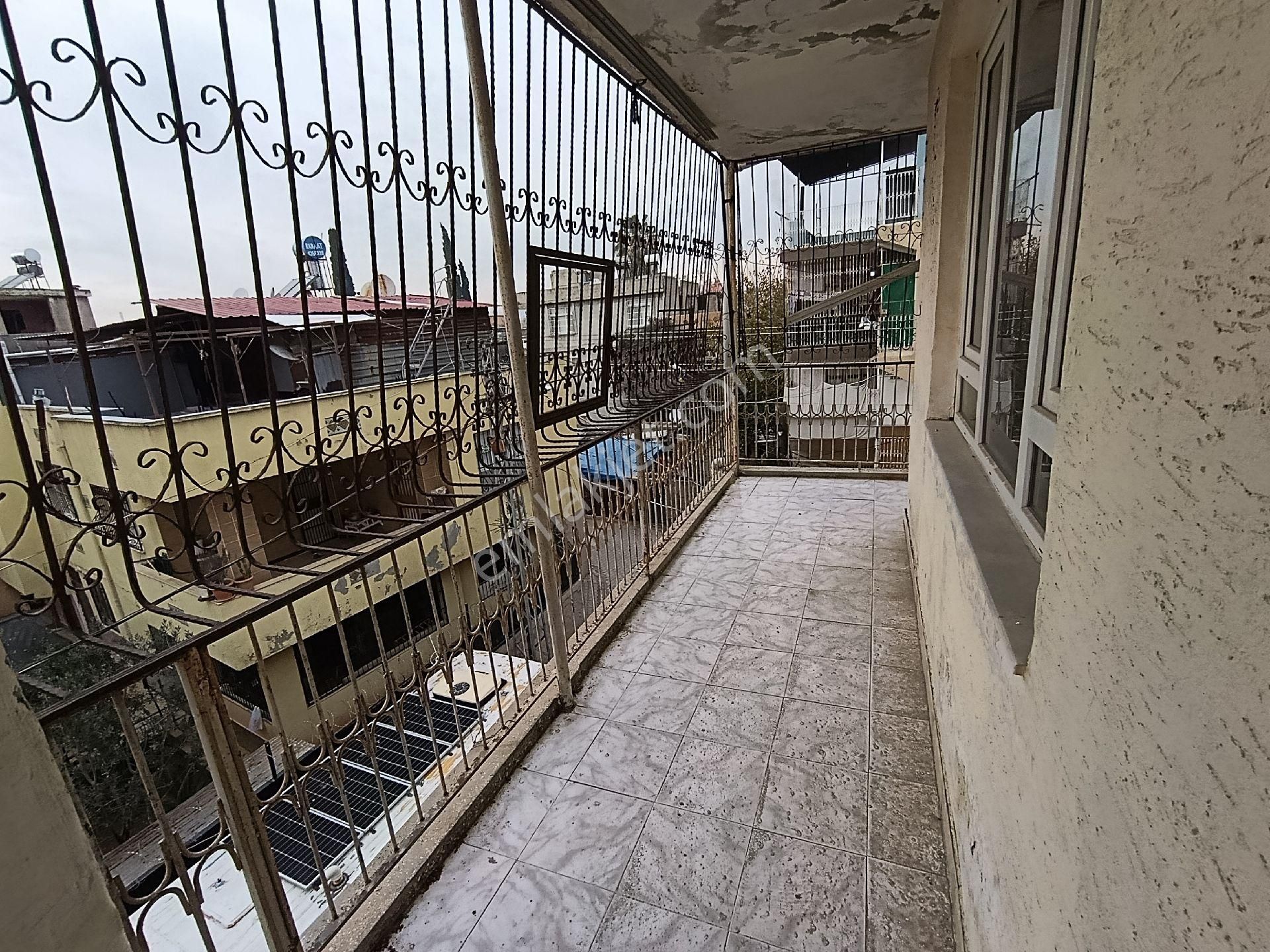 Gülpınar Mh Salı Pazarı Civarı 3/buçuk Katlı Komple Satılık Bina - Görsel 35