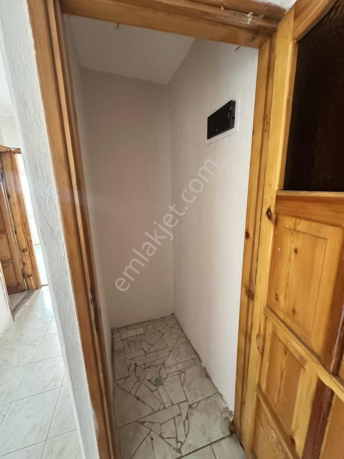 Çevık 1 Meydanında Acil Satılık 2+1 Daire Kupon - Görsel 3