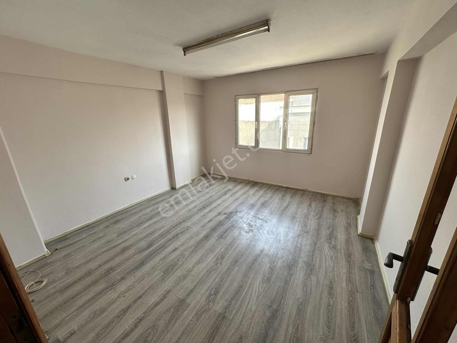 Çevık 1 Meydanında Acil Satılık 2+1 Daire Kupon - Görsel 5