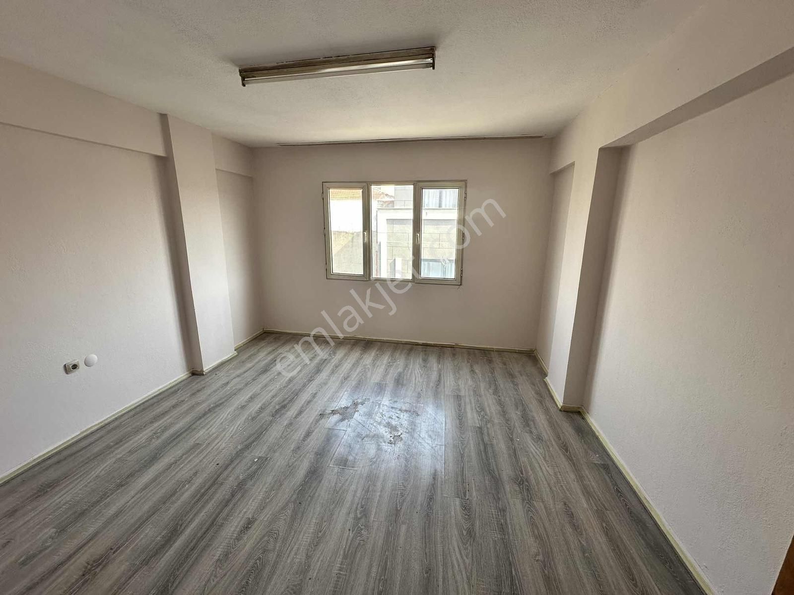 Çevık 1 Meydanında Acil Satılık 2+1 Daire Kupon - Görsel 13