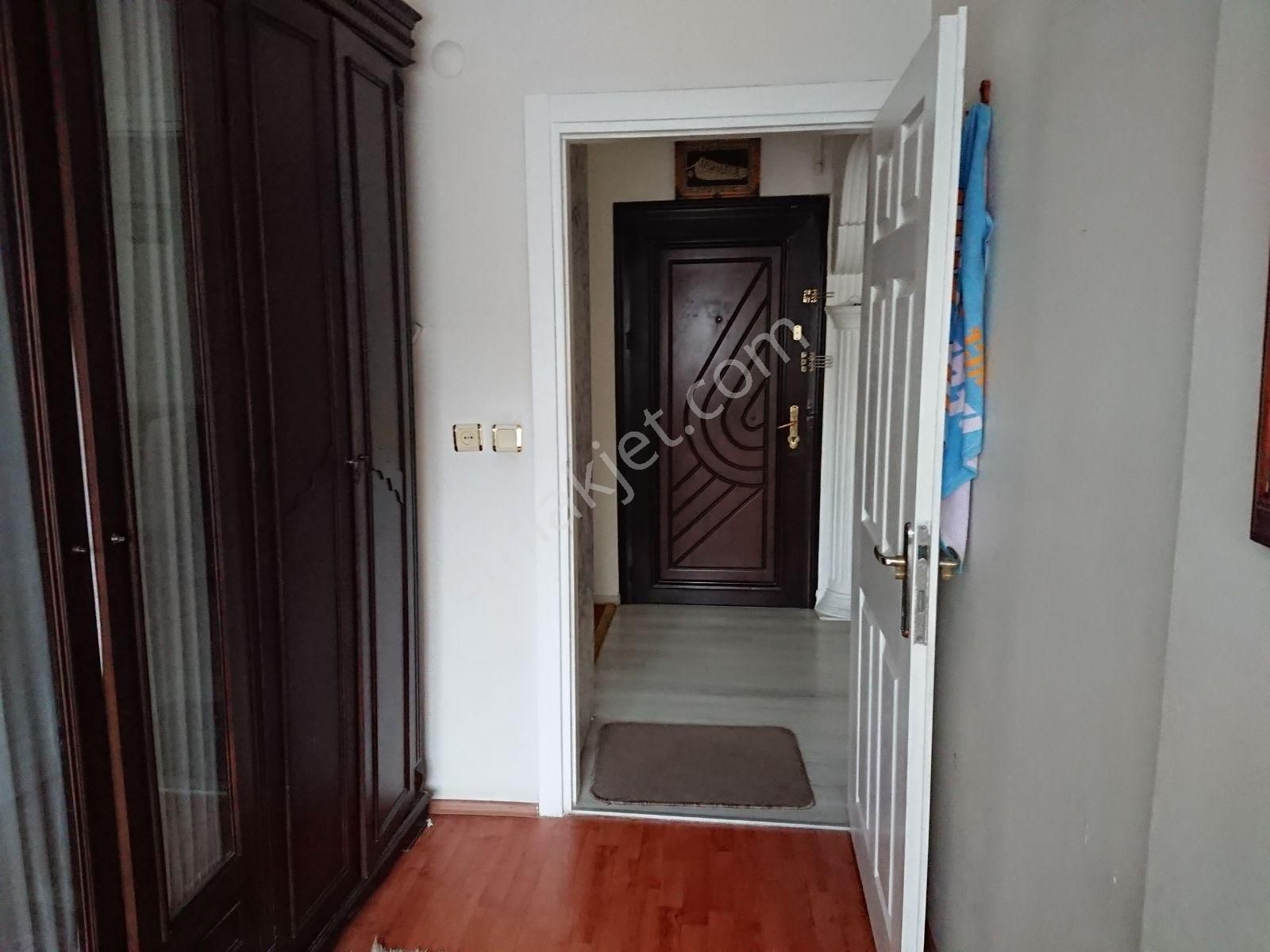 Kocamustafaşa Merkezi Konum 90mk2+1otoparklı Asansörlü Yenibina - Görsel 3