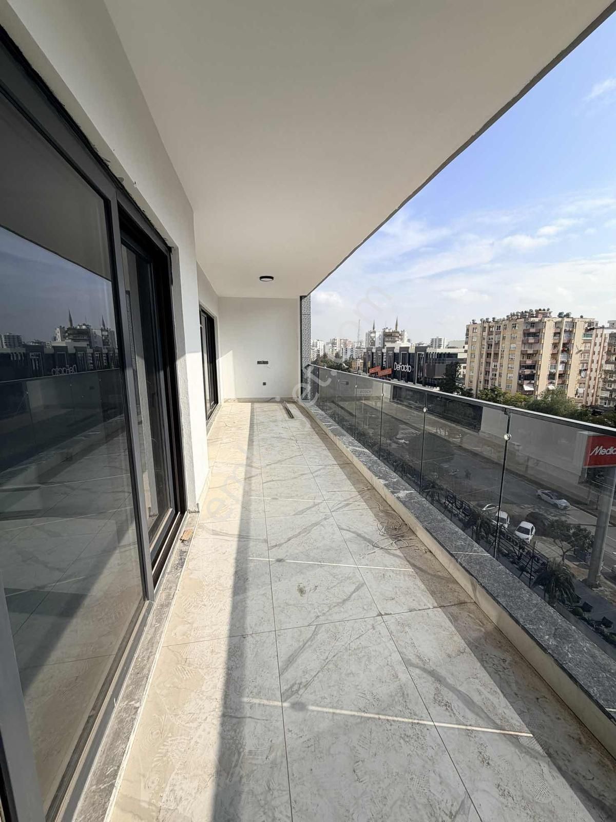 Total'den T.özal Mediamarkt Üzeri Mega Lüx Sitede Sıfır Daire !! - Görsel 19