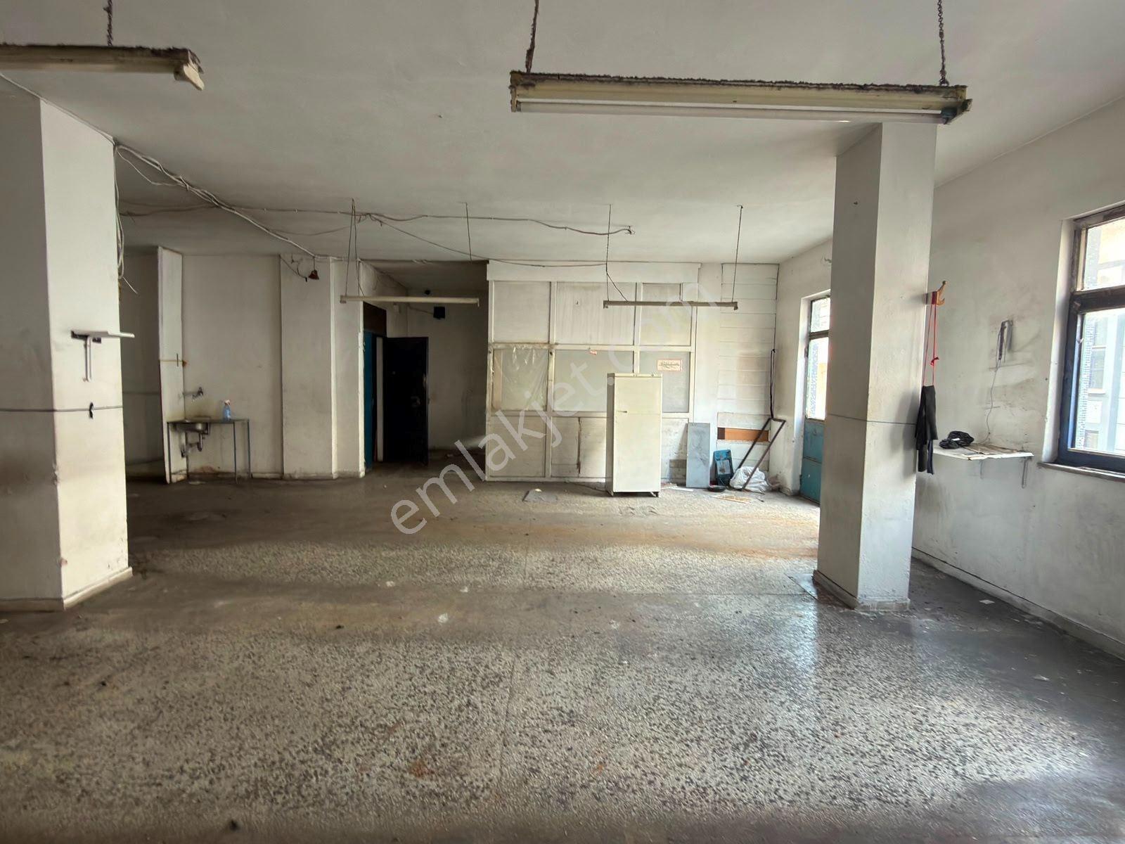 Güneşli Bağlar Mahallesi Kiralık Atölye İş Yeri 170 M2 - Görsel 5