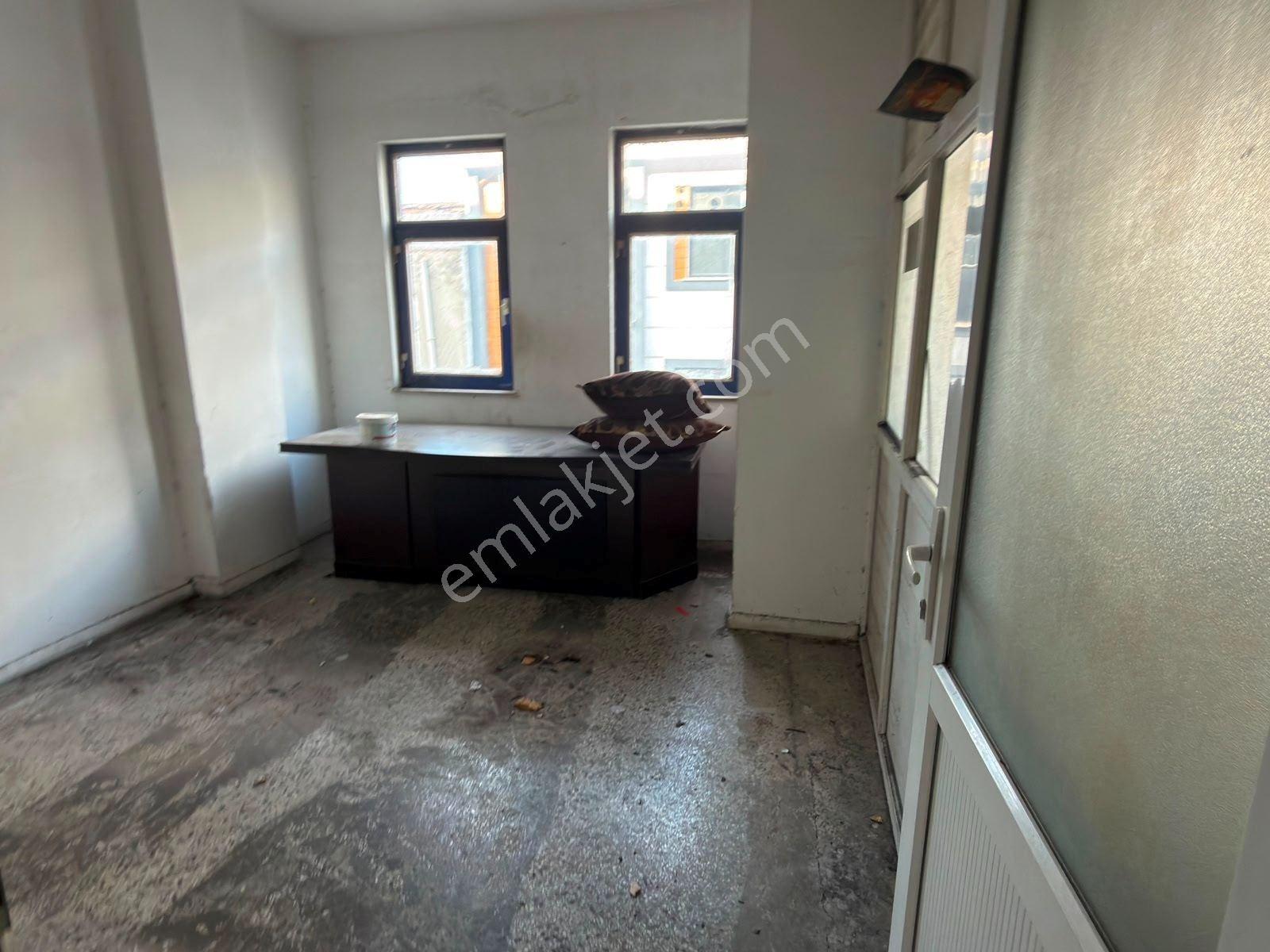 Güneşli Bağlar Mahallesi Kiralık Atölye İş Yeri 170 M2 - Görsel 9