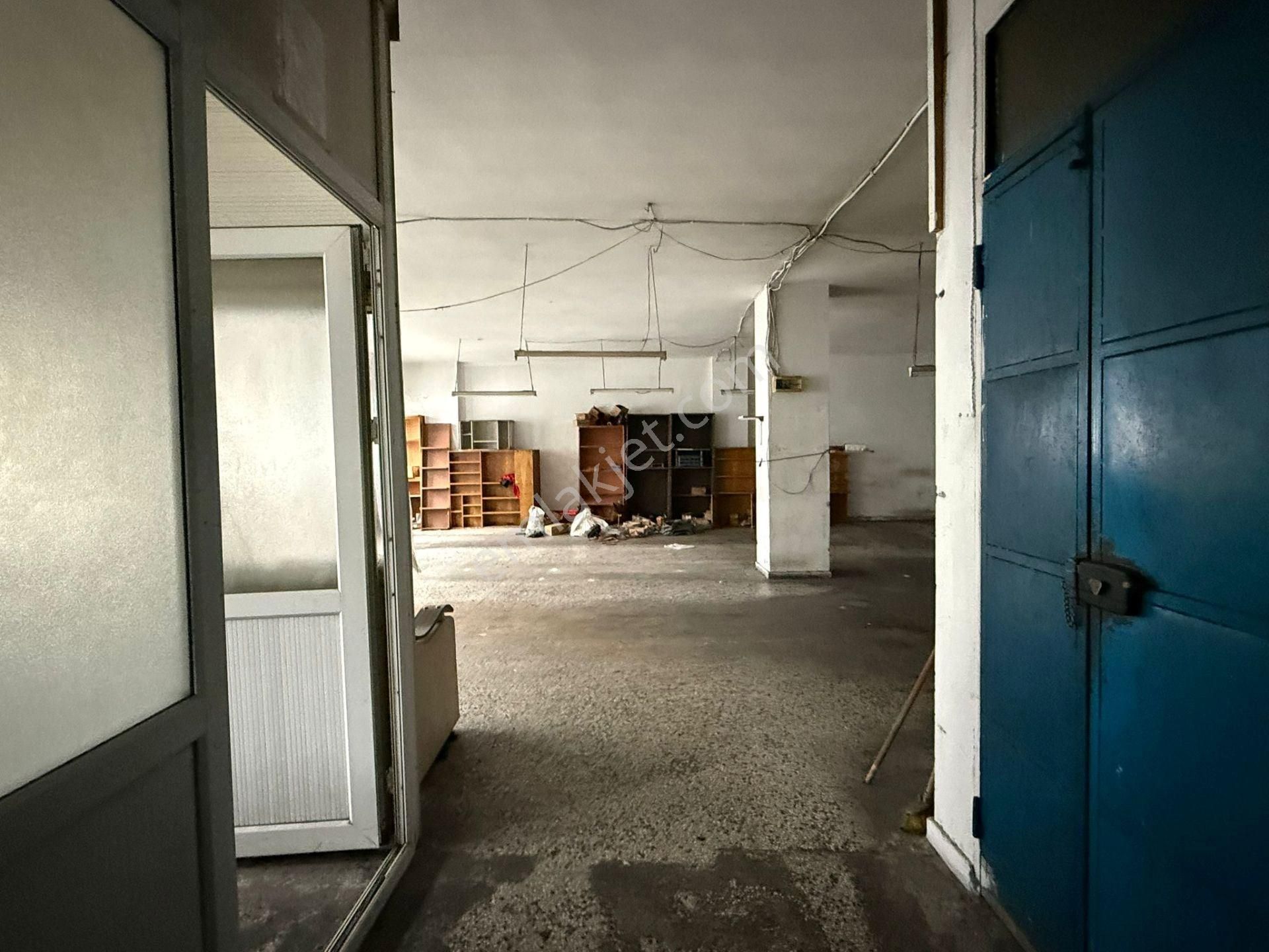 Güneşli Bağlar Mahallesi Kiralık Atölye İş Yeri 170 M2 - Görsel 29