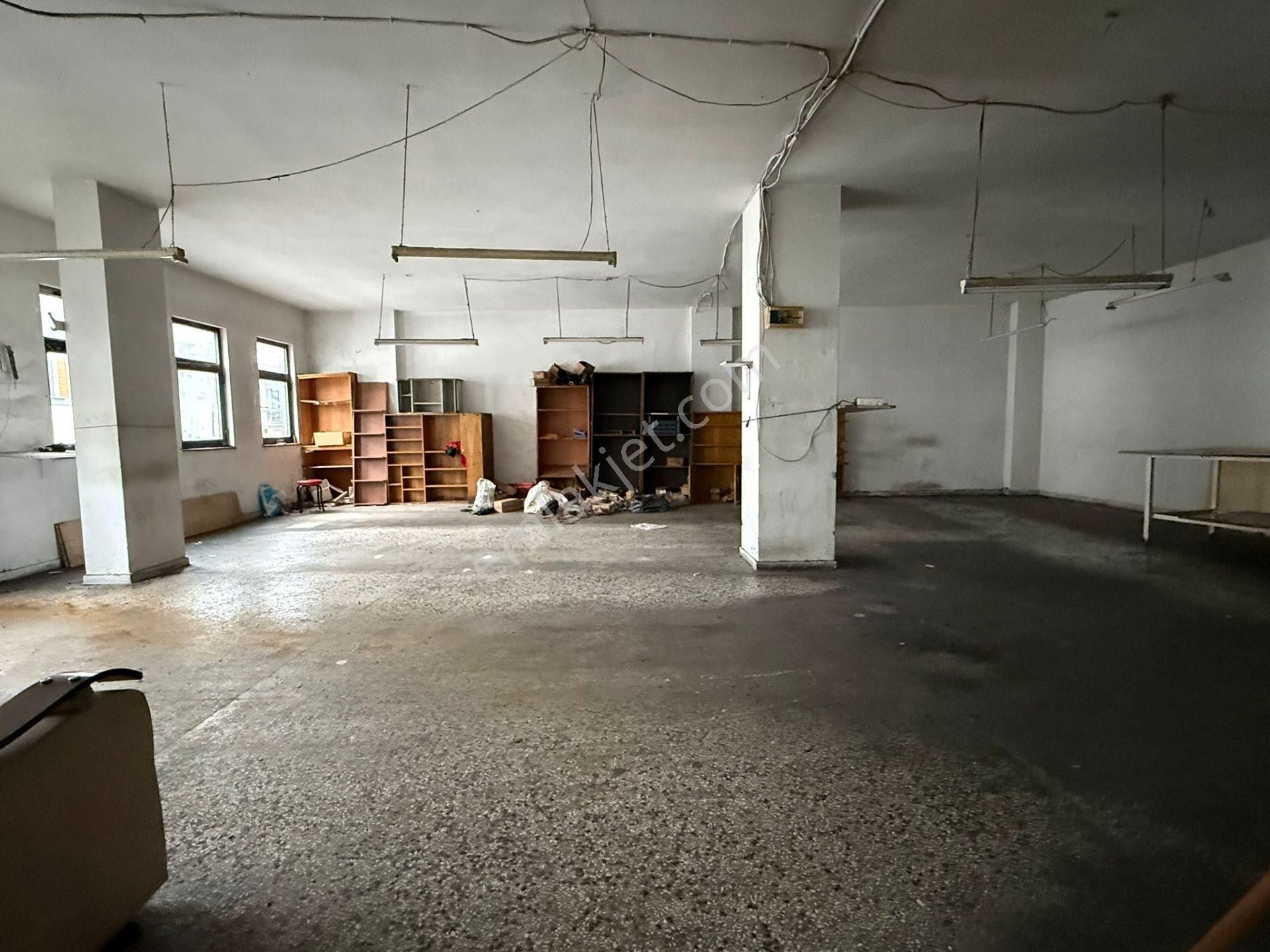 Güneşli Bağlar Mahallesi Kiralık Atölye İş Yeri 170 M2